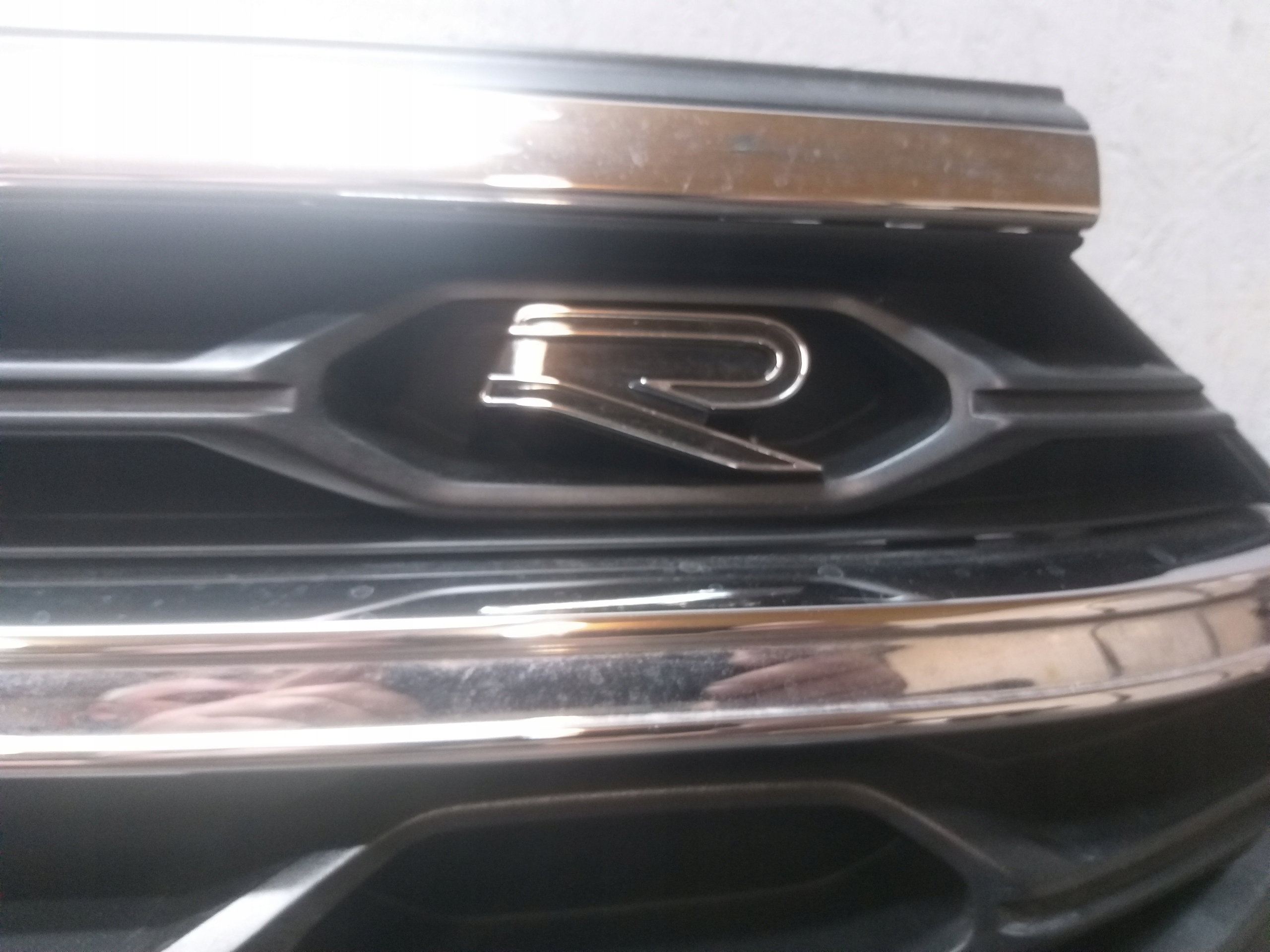 ATRAPA GRILL VW T ROC T-ROC LIFT R LINE Jakość części (zgodnie z GVO) O - oryginał z logo producenta pojazdu (OE)