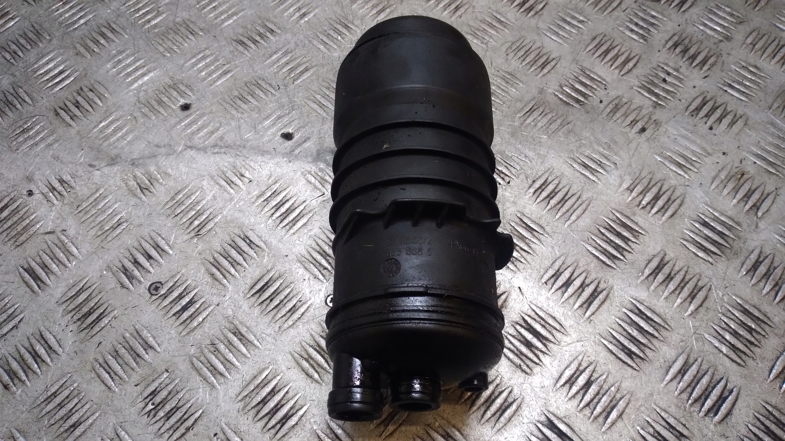 poklopač filtera ulja AUDI A6-C6 3.0TDI 8558686