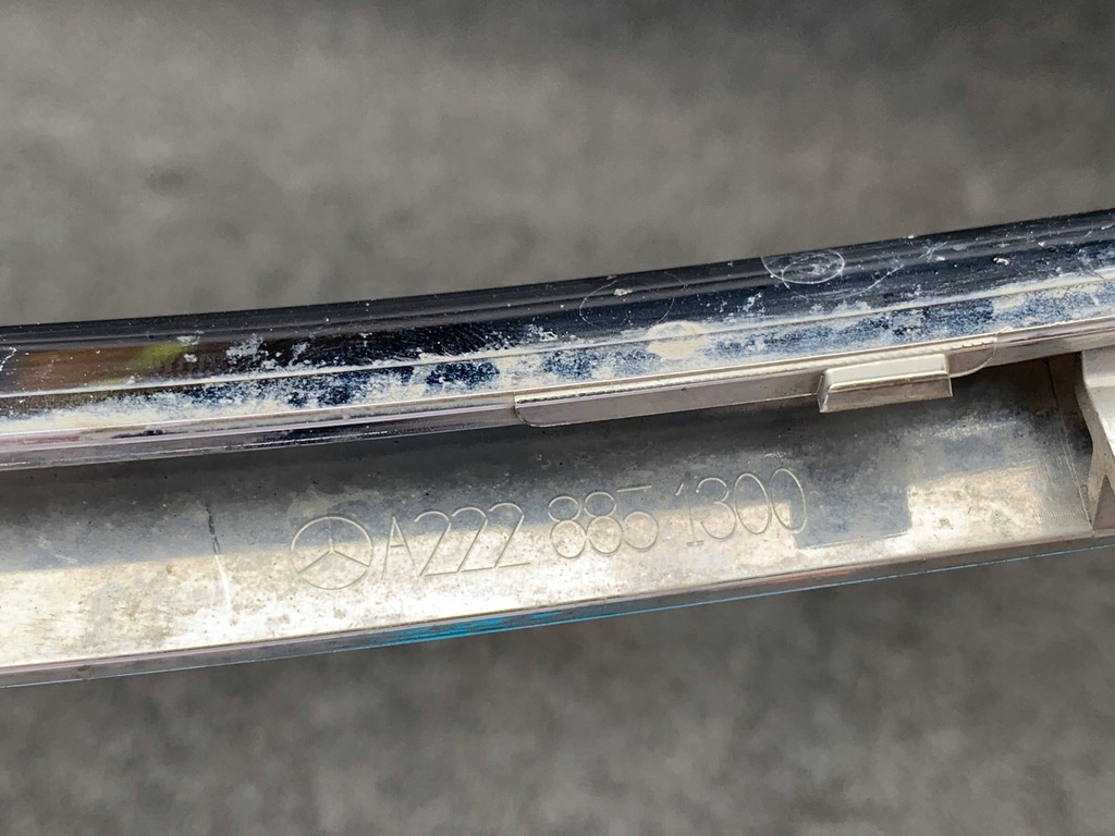 MERCEDES S-KLASA W222 LISTWA CHROM ZDERZAKA Strona zabudowy przód