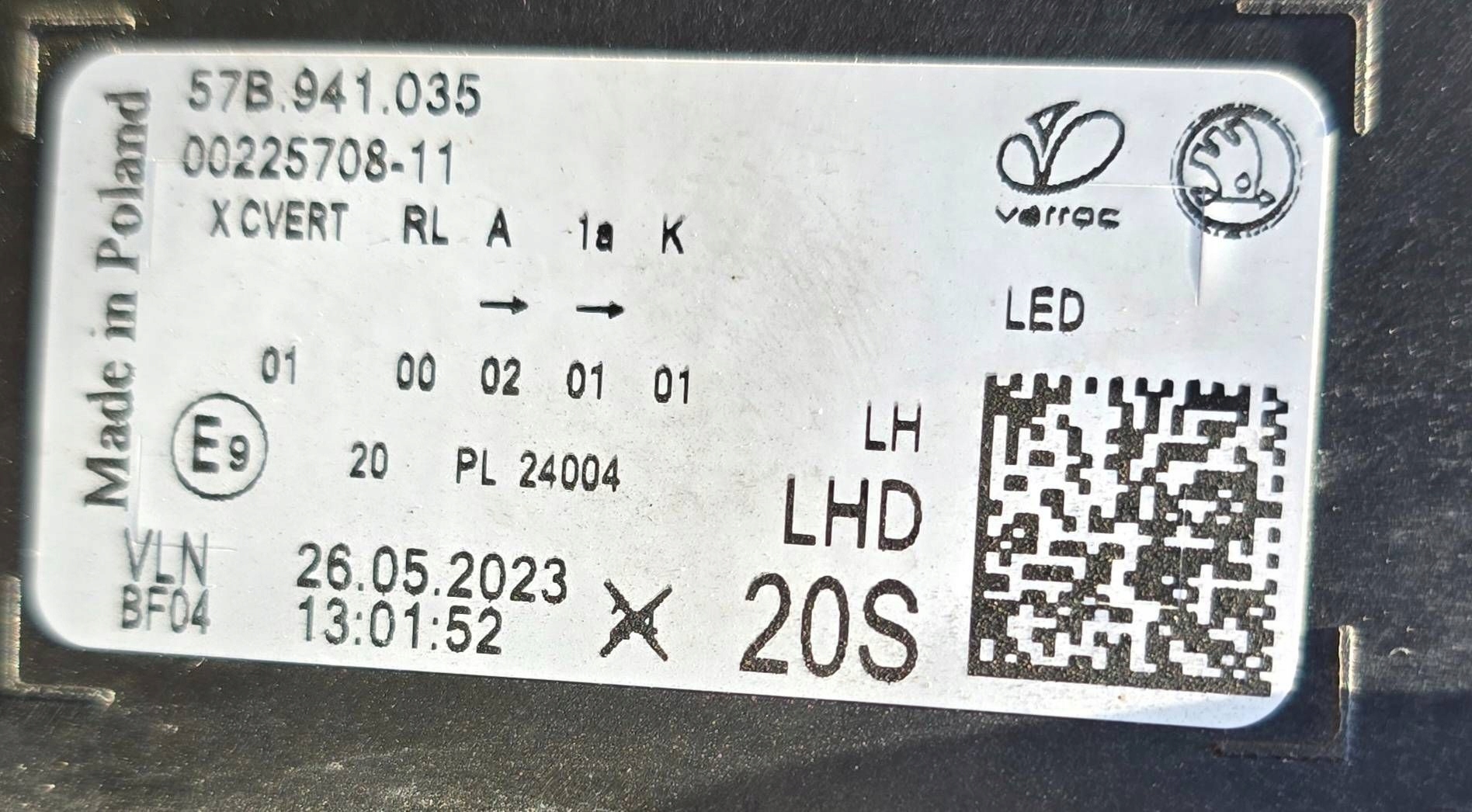 Skoda Karoq light left full led lift 2021