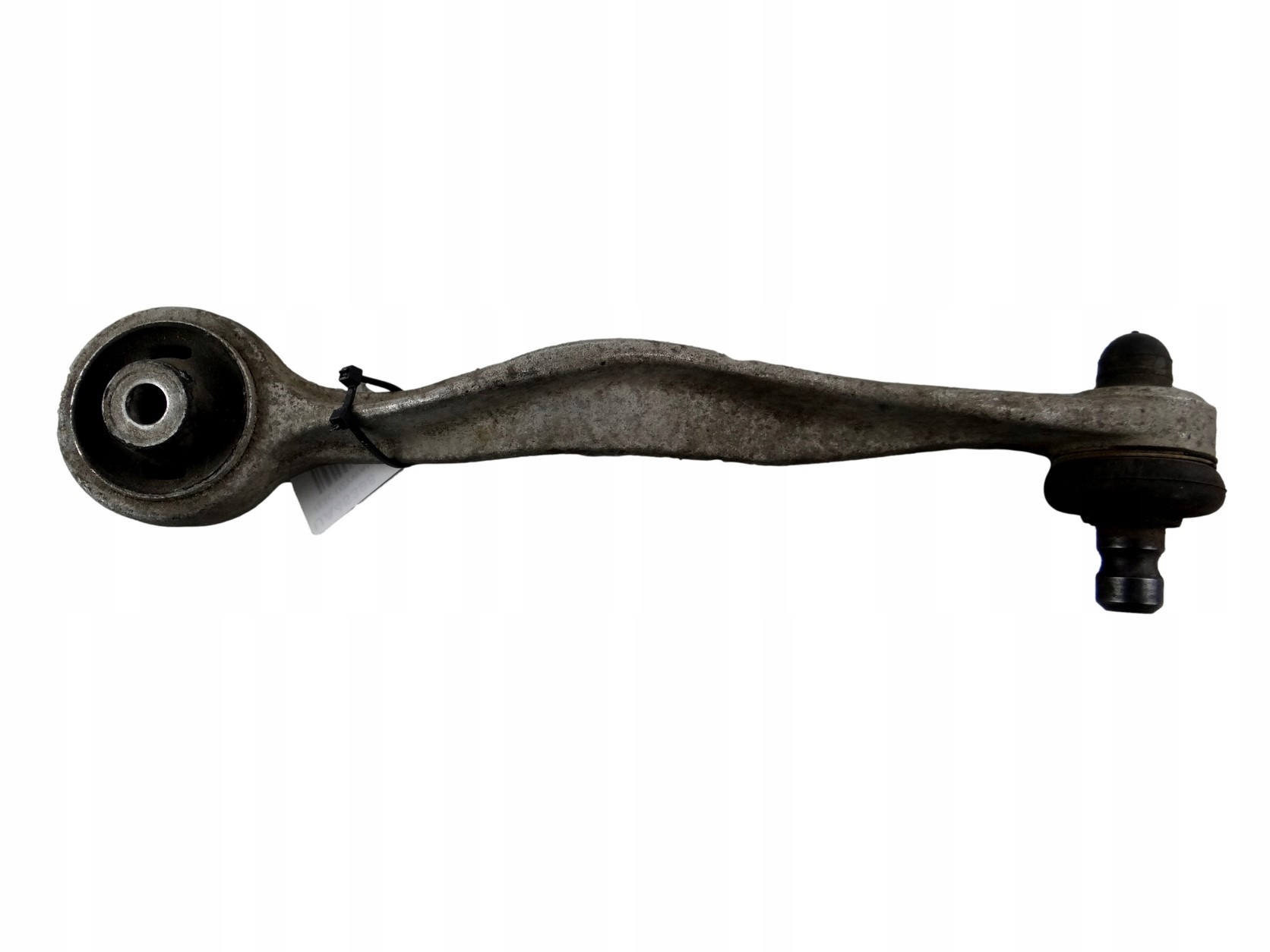 arm AUDI A4 MGZ-101006