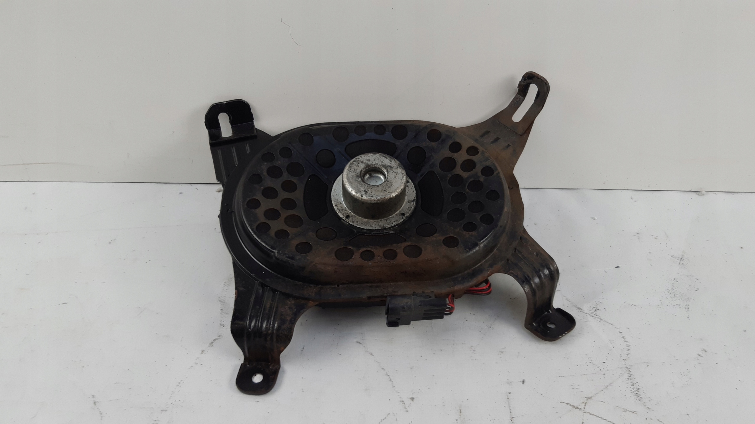 JAGUAR F-PACE САБВУФЕР ДИНАМИК J9C3-188084B