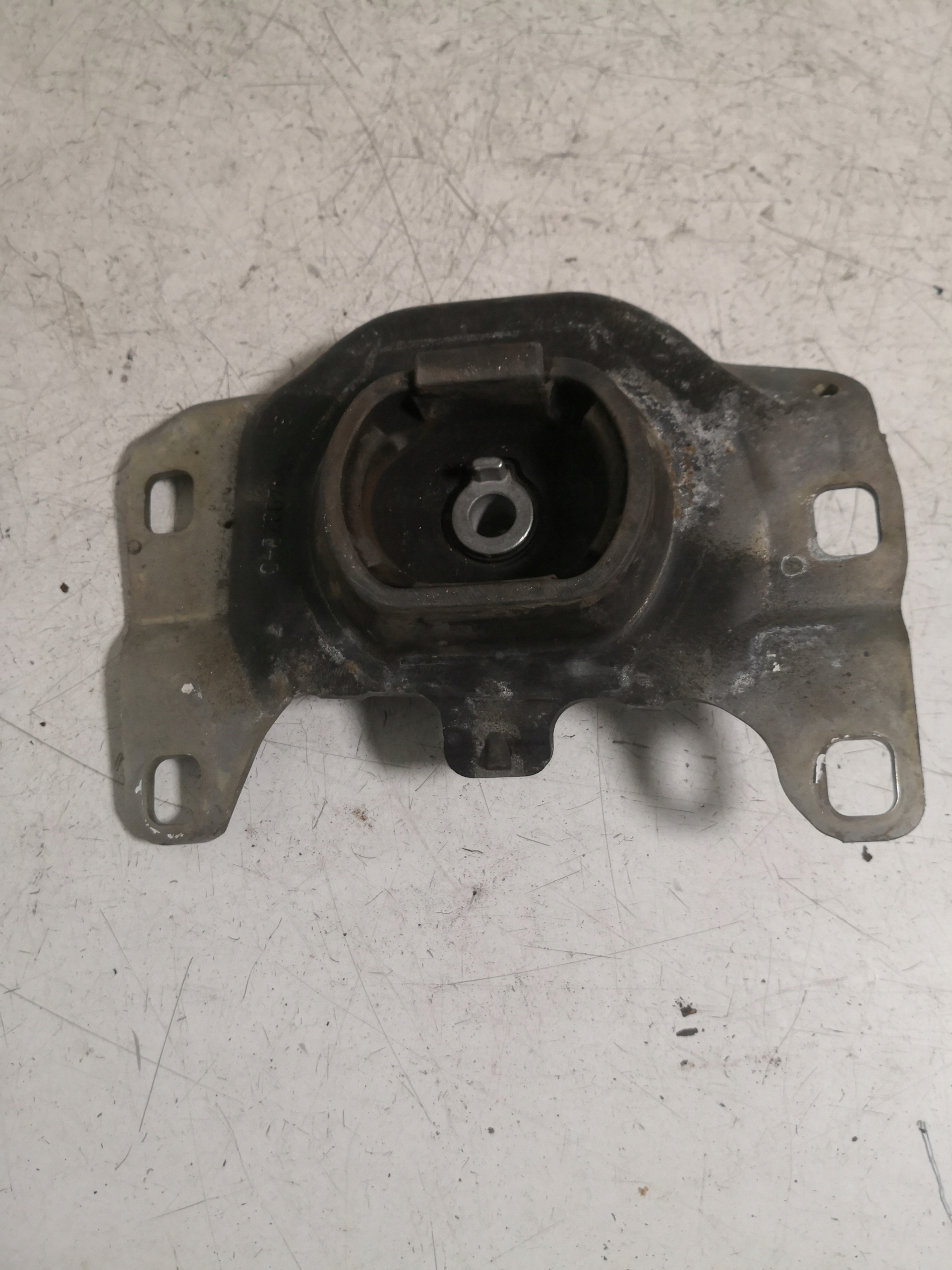 engine mount FORD F1F1-7M121-JB