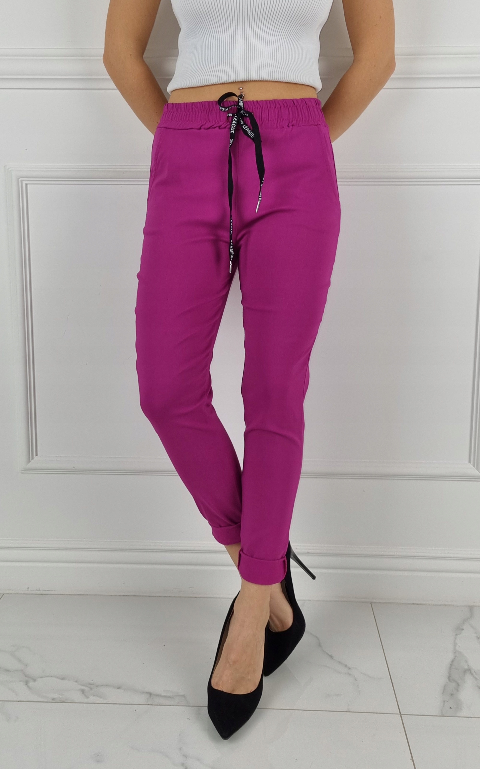 ELASTYCZNE - SPODNIE - DAMSKIE - CYGARETKI -GUMKA Płeć kobieta