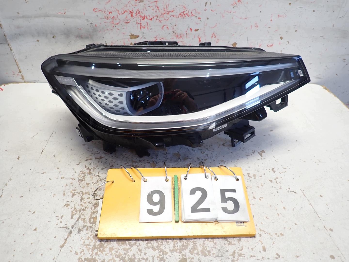 light front front right VW ID4 2020- FULL LED 11A941036N