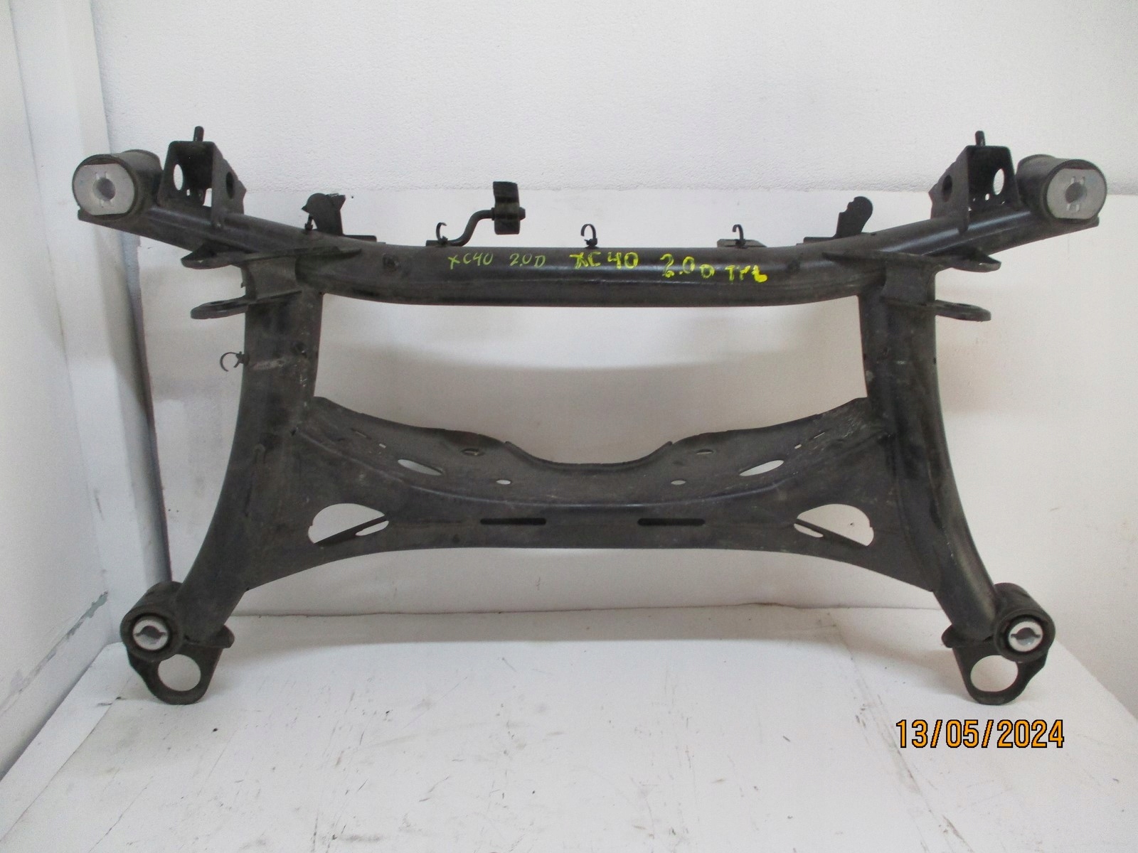axle beam axle beam subframe rear part VOLVO XC40 2,0D 32246360