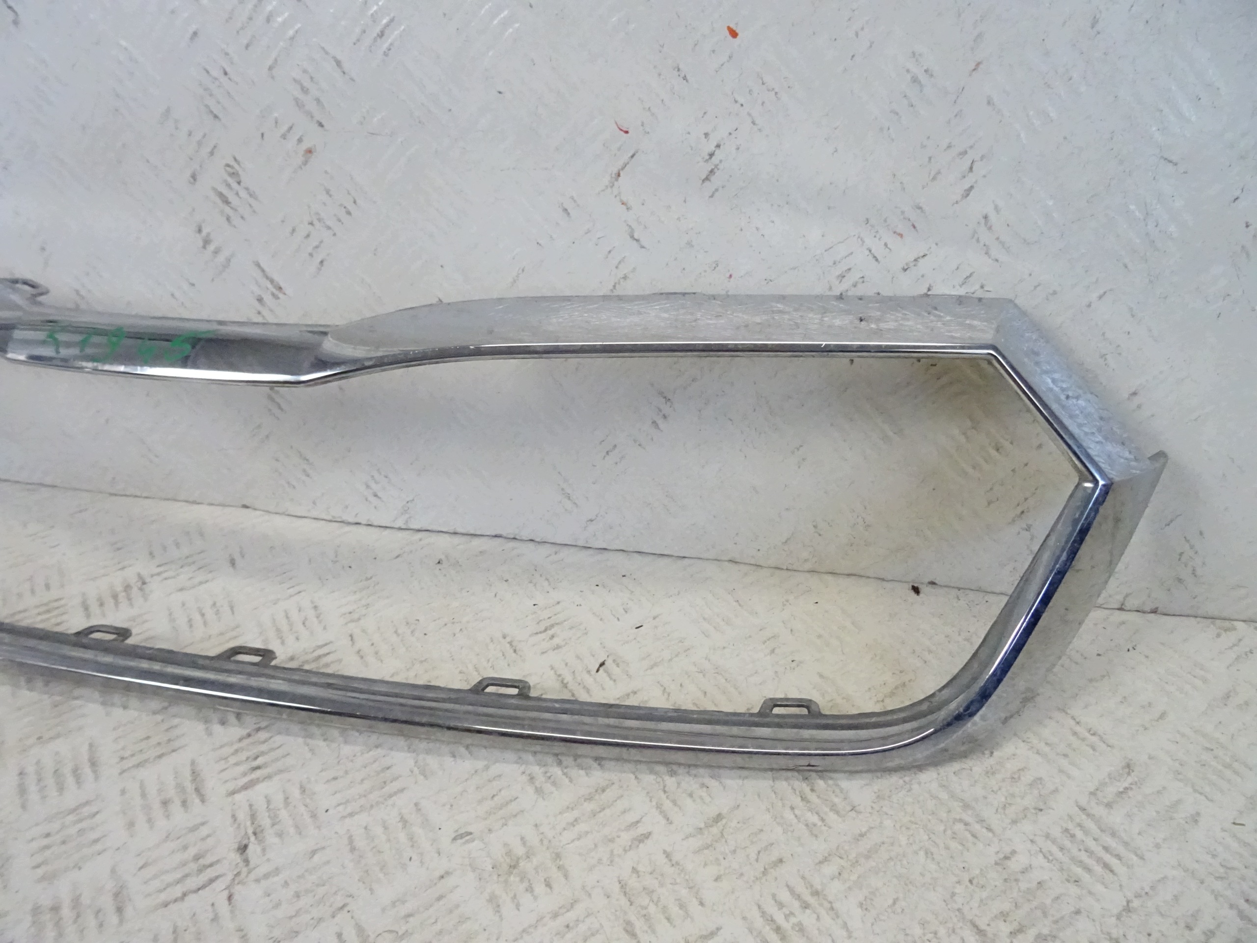 grill grille front front CHROM SKODA OCTAVIA IV 5E3853761