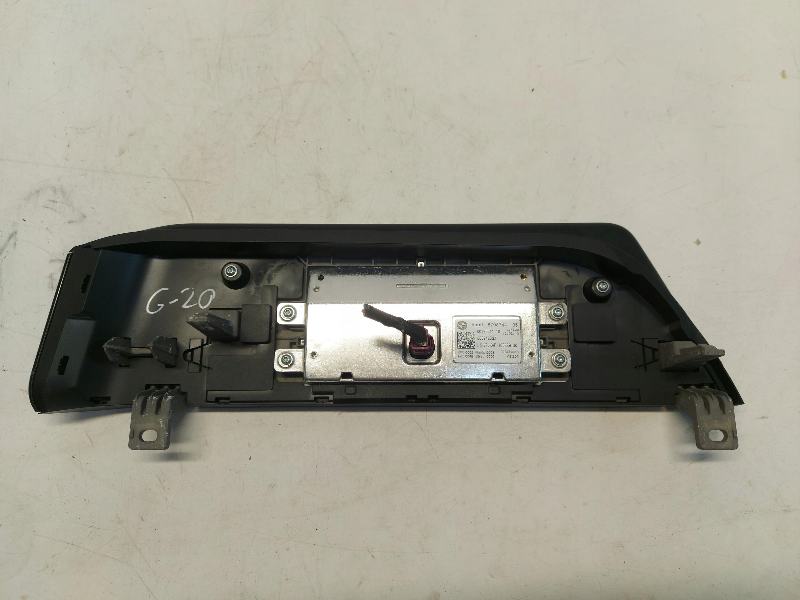 BMW G20 330i sedan 2018 ekran display central 8798744