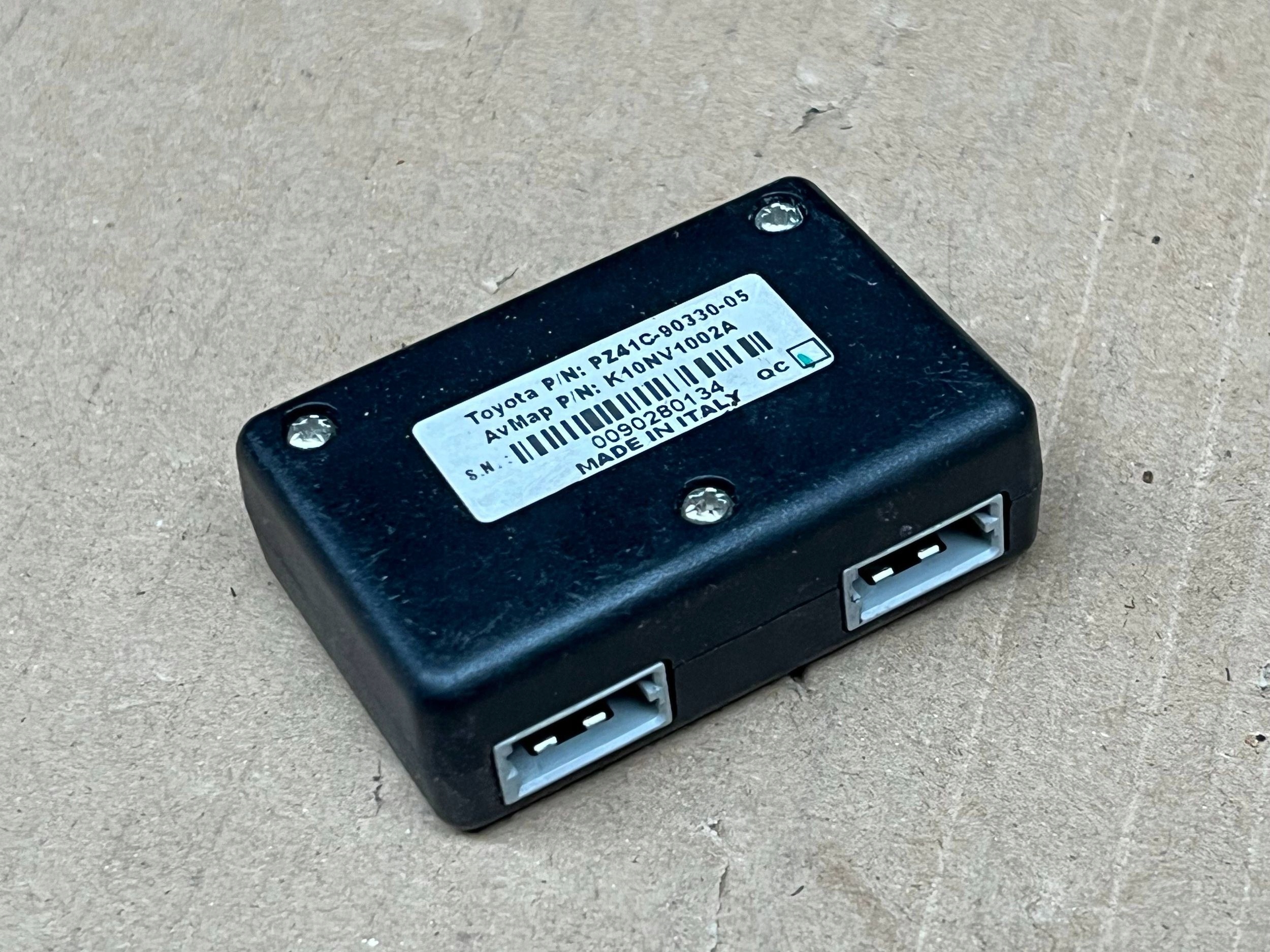 module control unit card reader TOYOTA AYGO II PZ41C-90330 !J