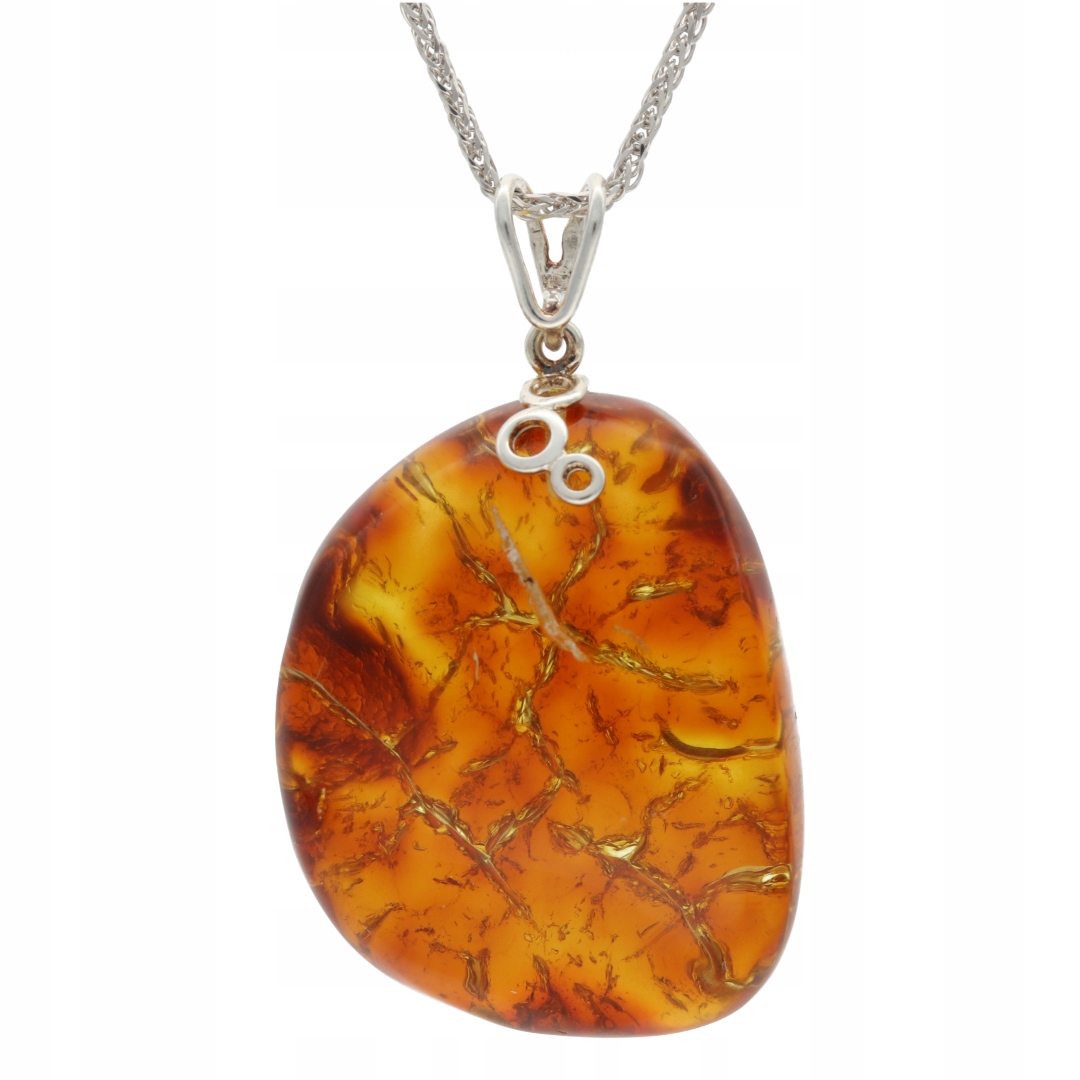 Přívěsek s jantarem