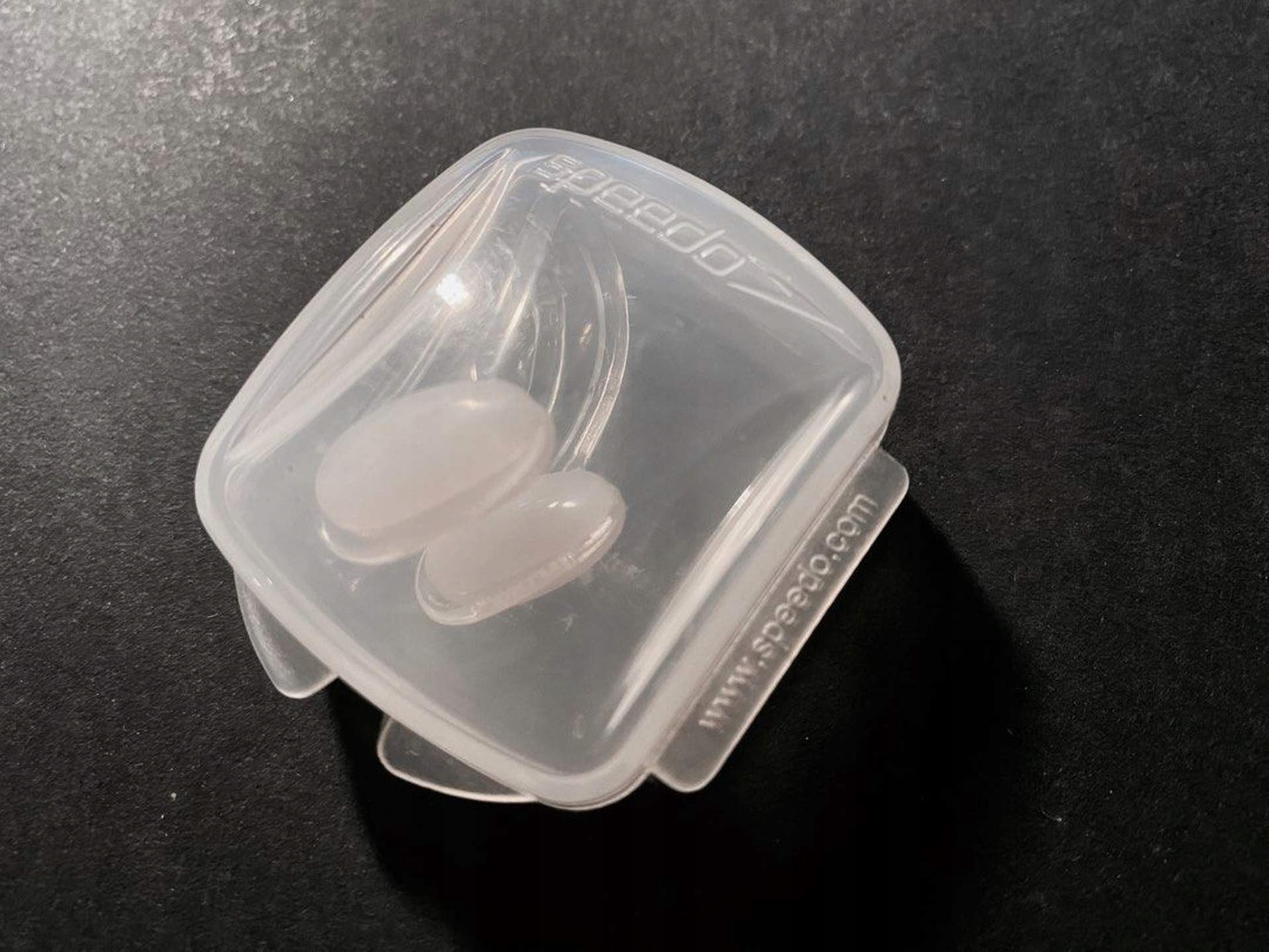 Zatyczka klips na nos Speedo Nose Clip Universal Stan opakowania oryginalne