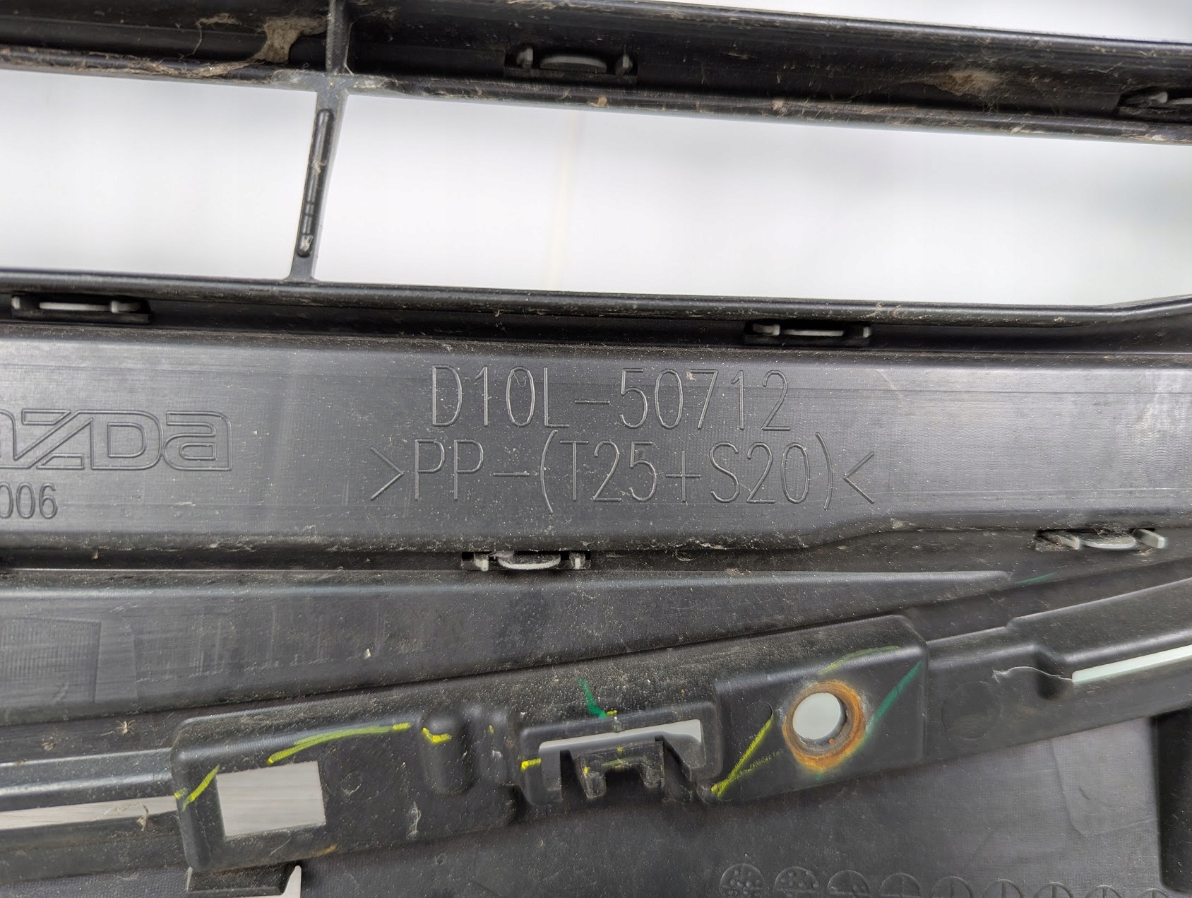Mazda CX-3 DJ1 Kühlergrill FRONTGRILL Kühlergitter D10L50712 - Thumbnail 9