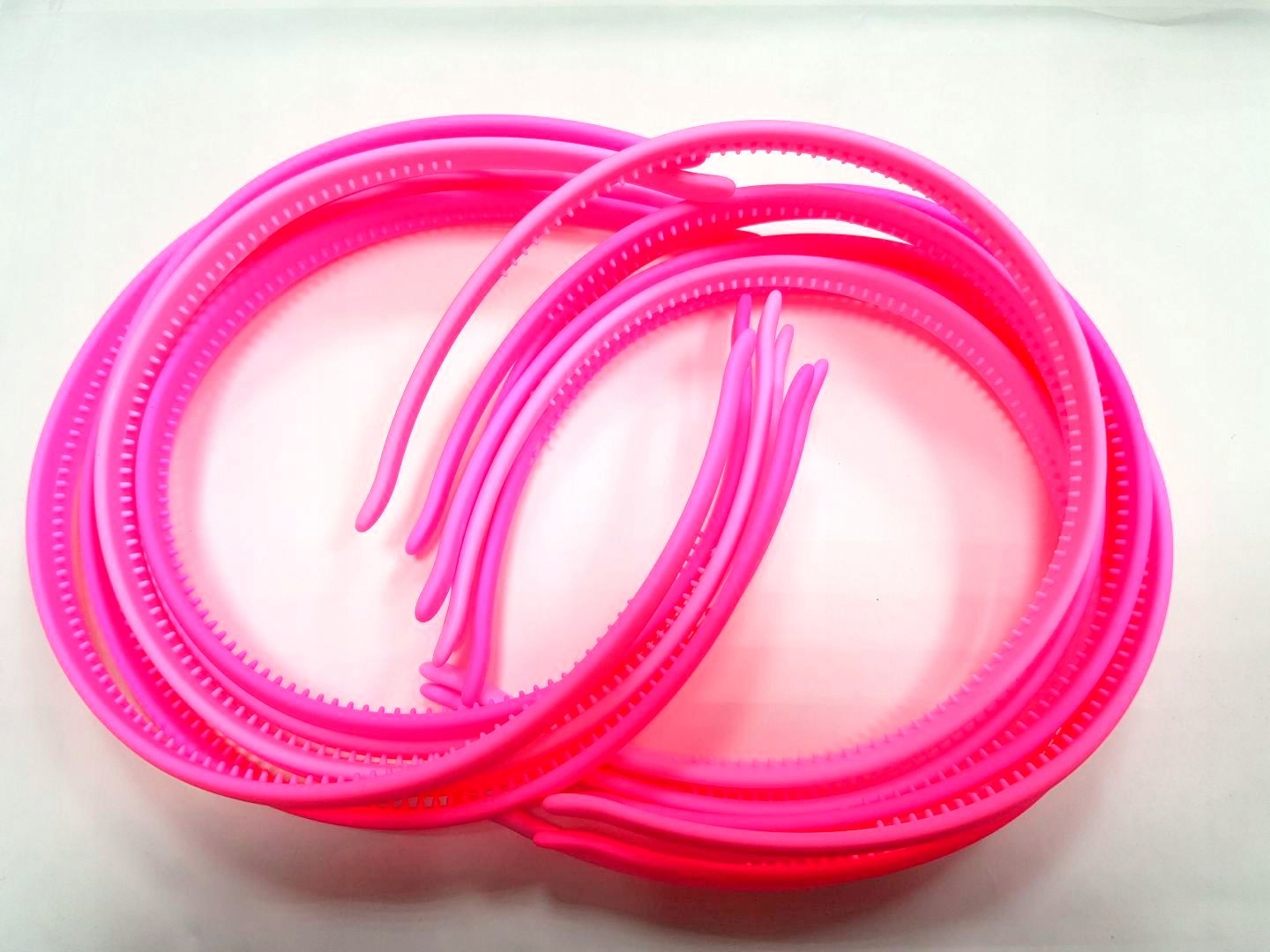 OPASKA DO WŁOSÓW KAUCZUK KOLORY HURT 12 szt PL Materiał dominujący inny