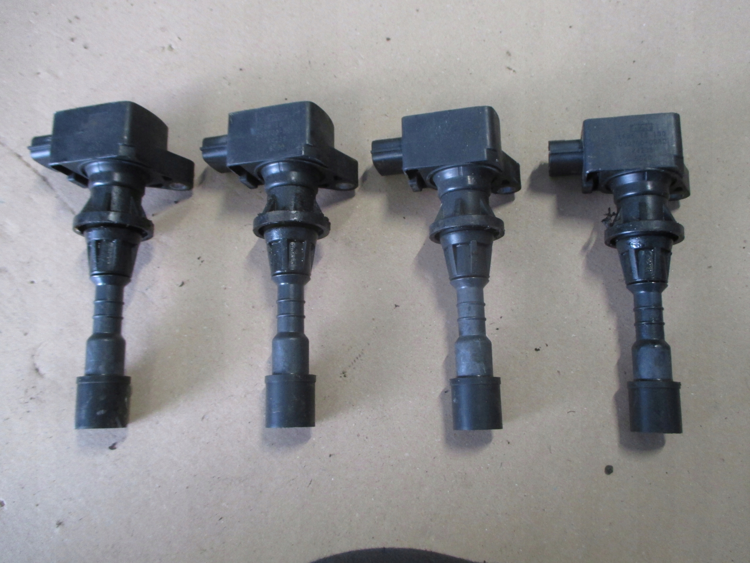 MAZDA 5 CR 05- 1.8 L8 CEWKA ZAPŁONOWA 099700-0982