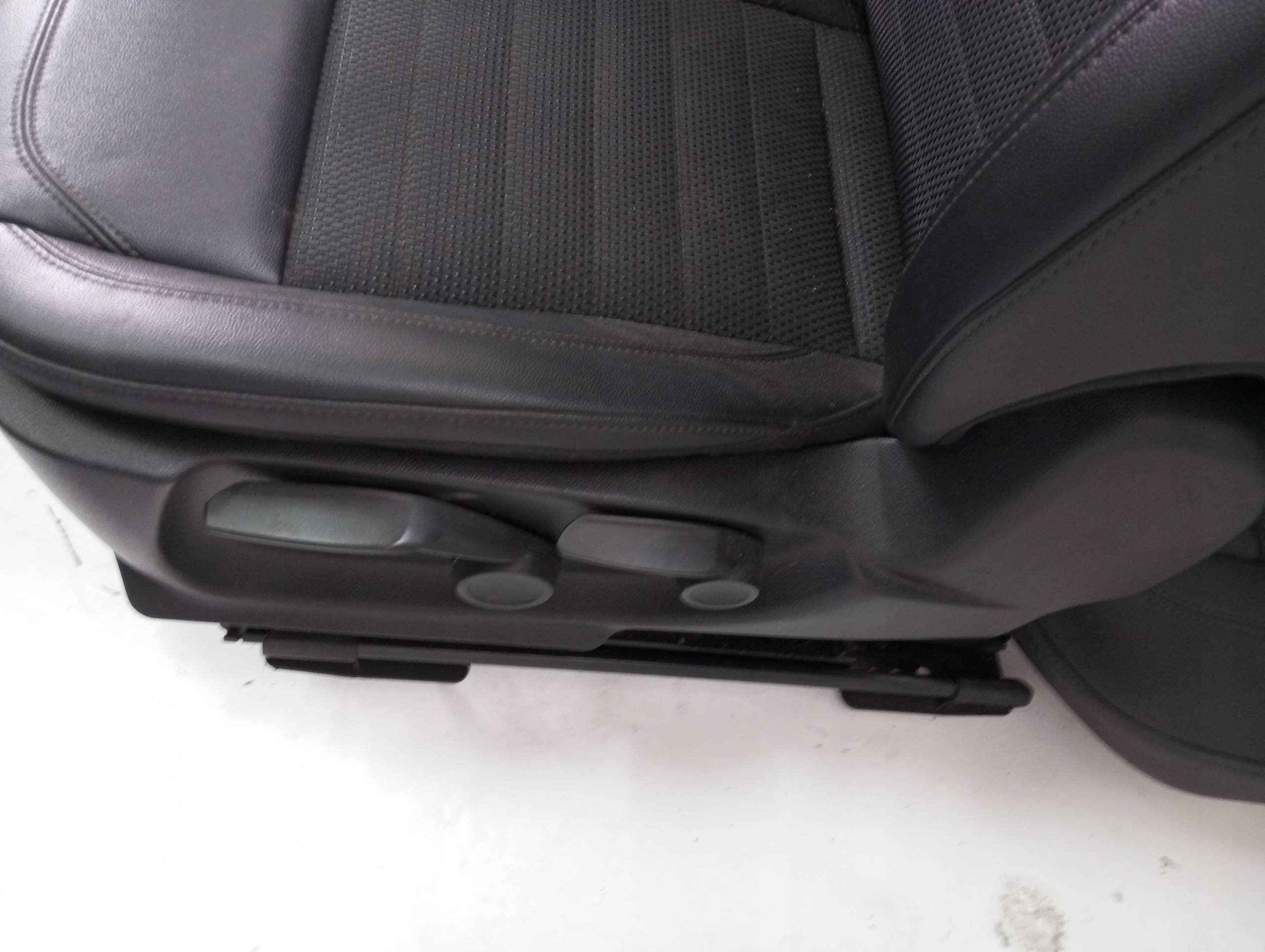 verkleidung Halbleder Sitze ALFA ROMEO STELVIO
