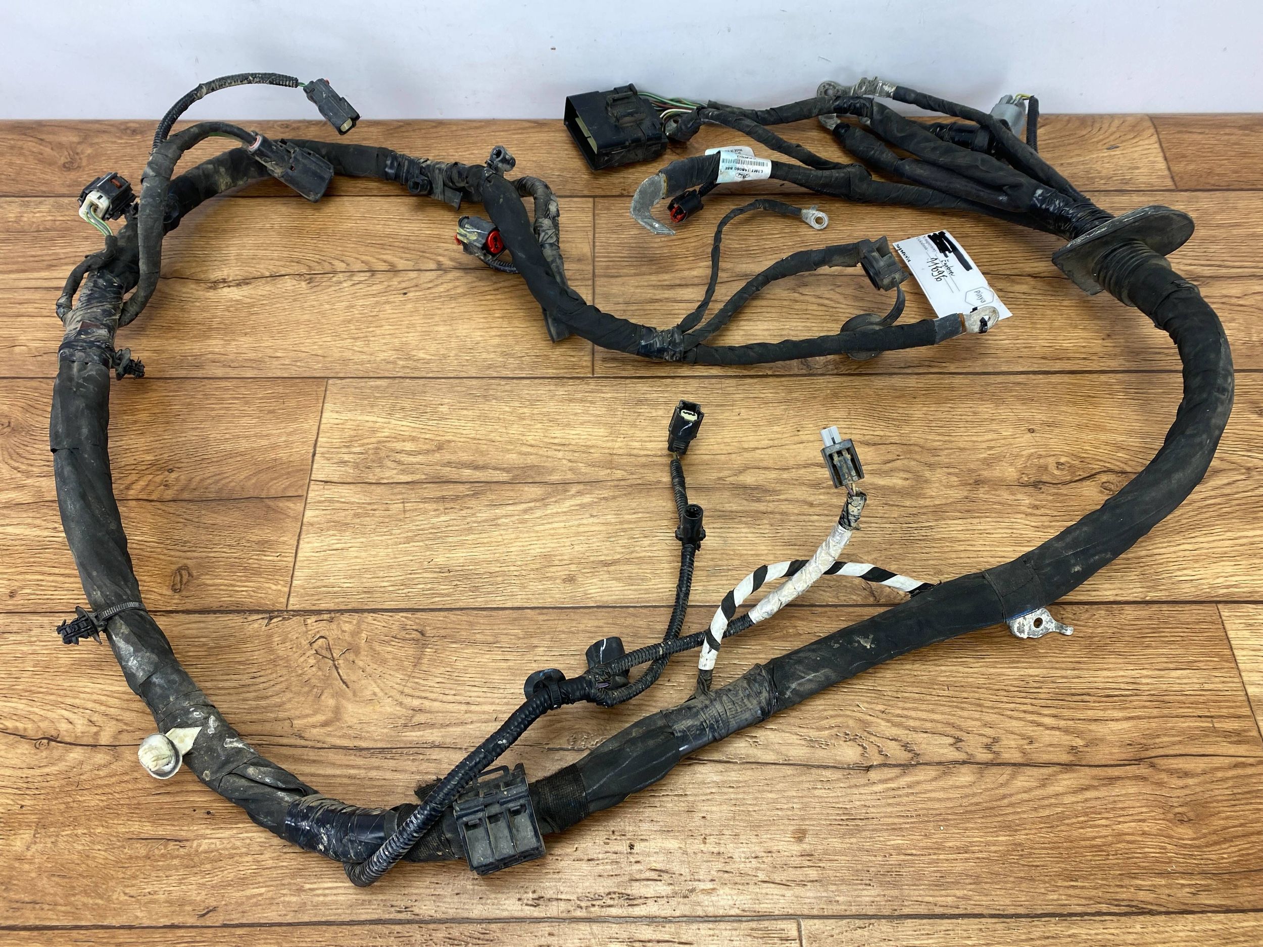 bundle electrical rozrusznika masa klemy Ford Explorer VI 2020+