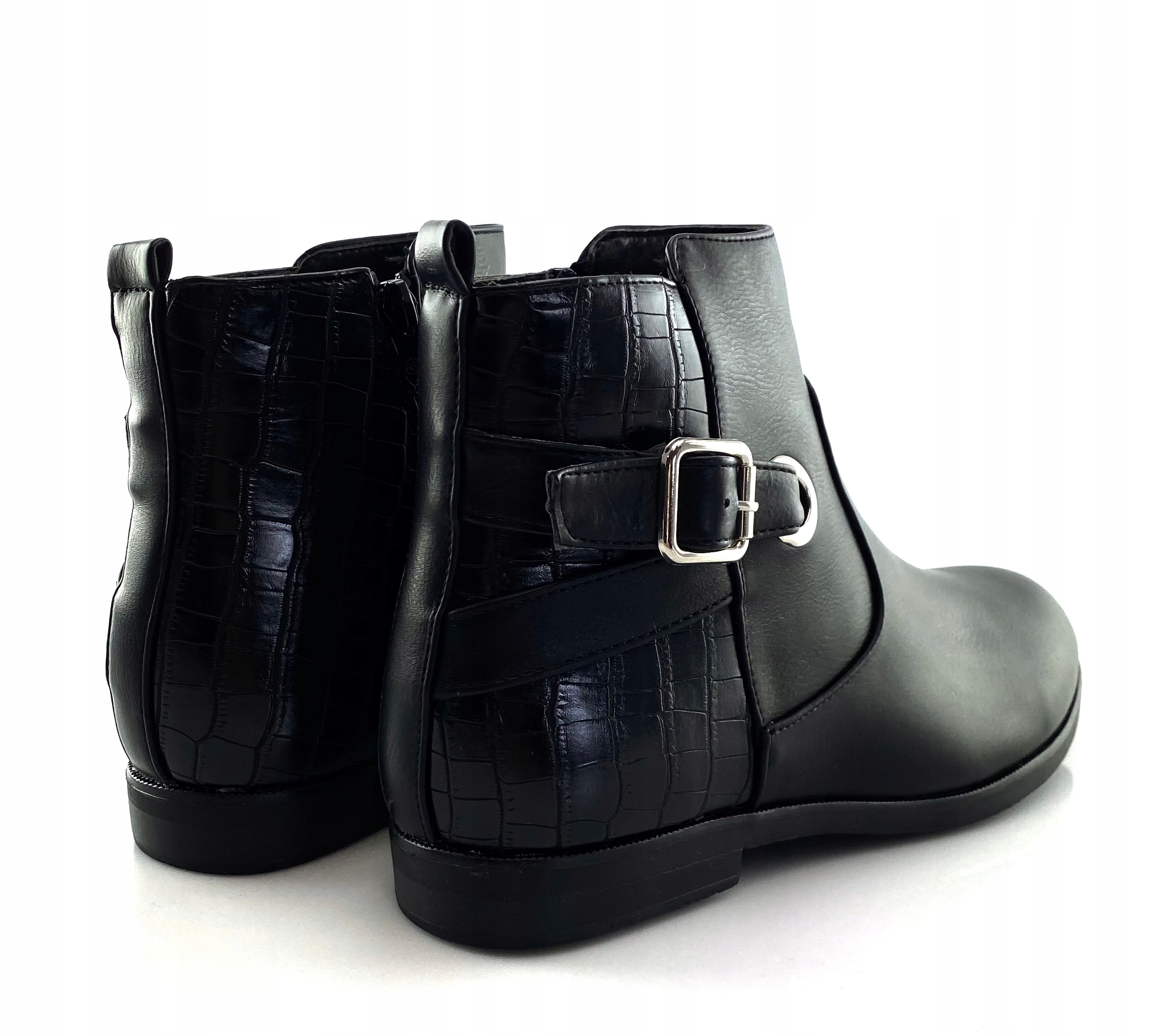 CINK ME DM 32-9 BLACK rozm.42 NADWYMIAR Rozmiar 42