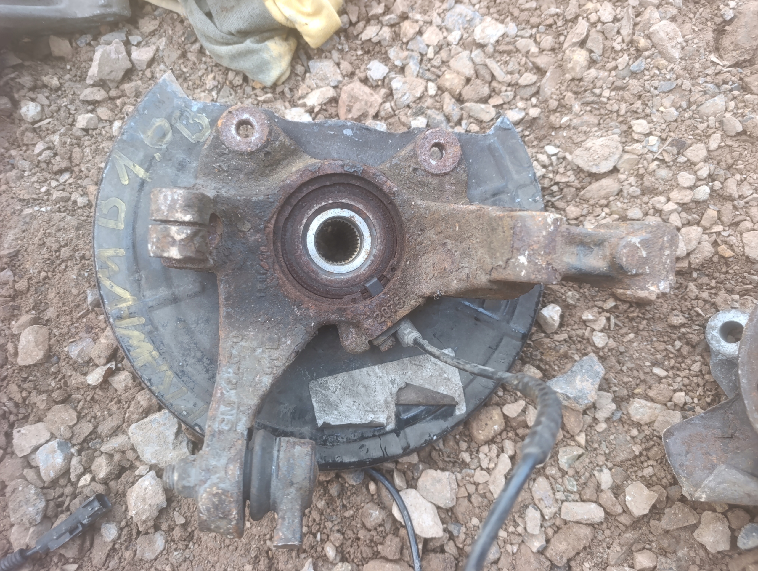 swing Z of the pivot left front left front OPEL MERIVA B 13283362