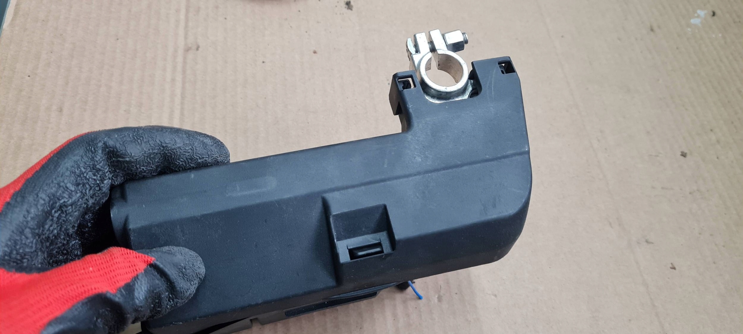A4 B9 8W Stromverteiler Batteriekabel 8W0915459E A5 8W S5