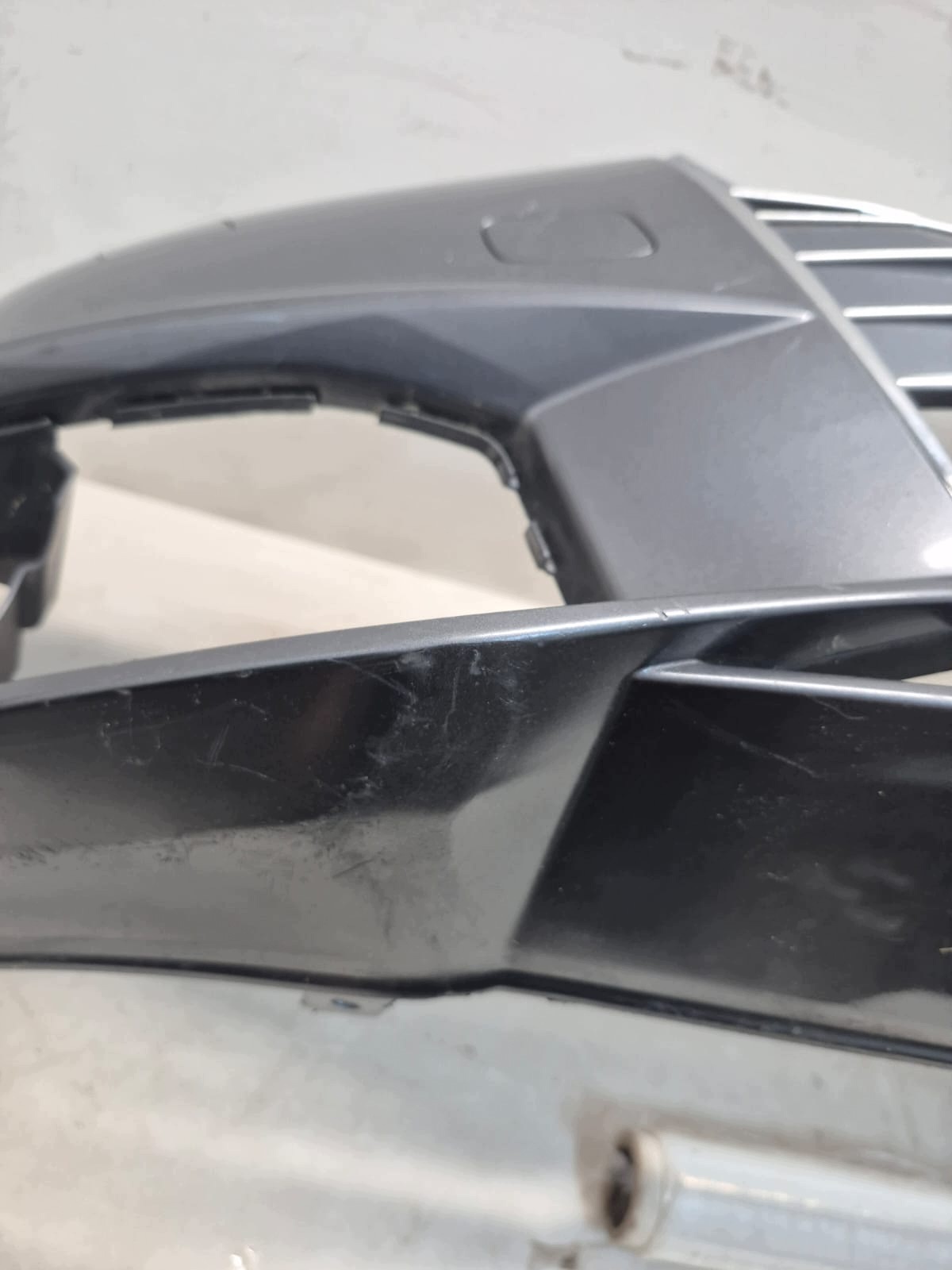 AUDI A4 B9 8W S-LINE 15-19 bumper front front SPR 4XPDC 8W0807437F