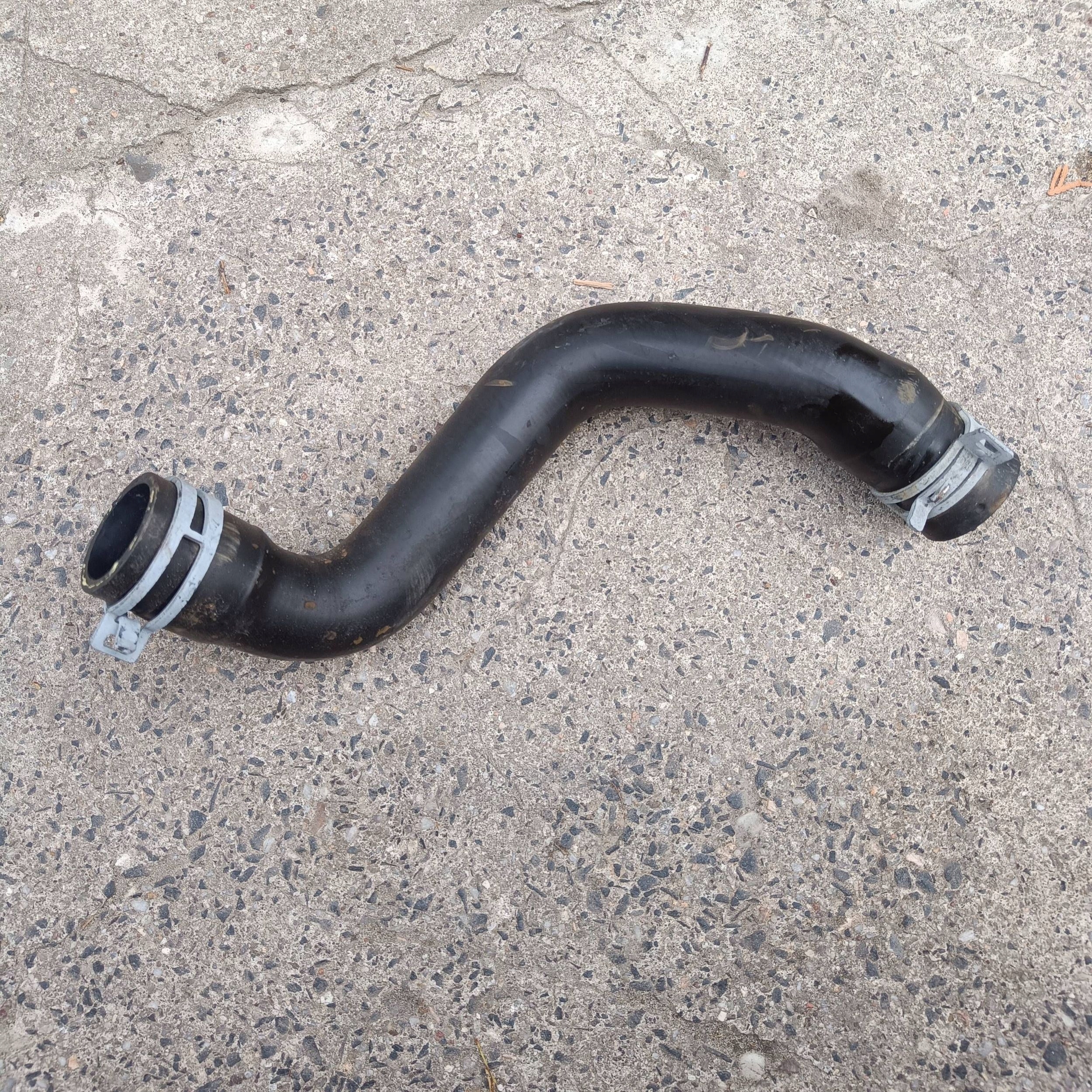Ford Kuga MK2 1.5 petrol 2014 wiring / hose radiator