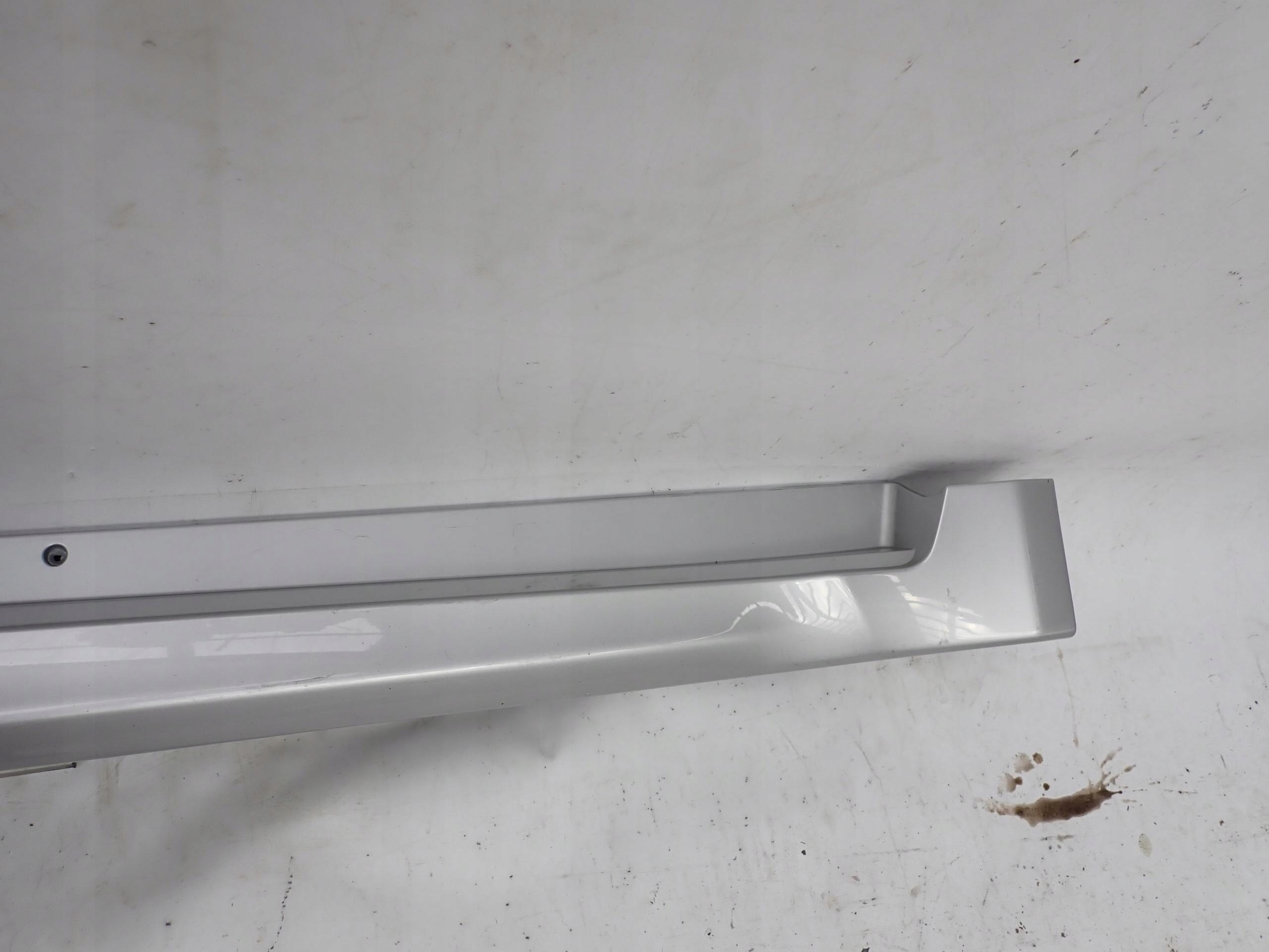 TOYOTA AVENSIS T29 15- moulding threshold right threshold right