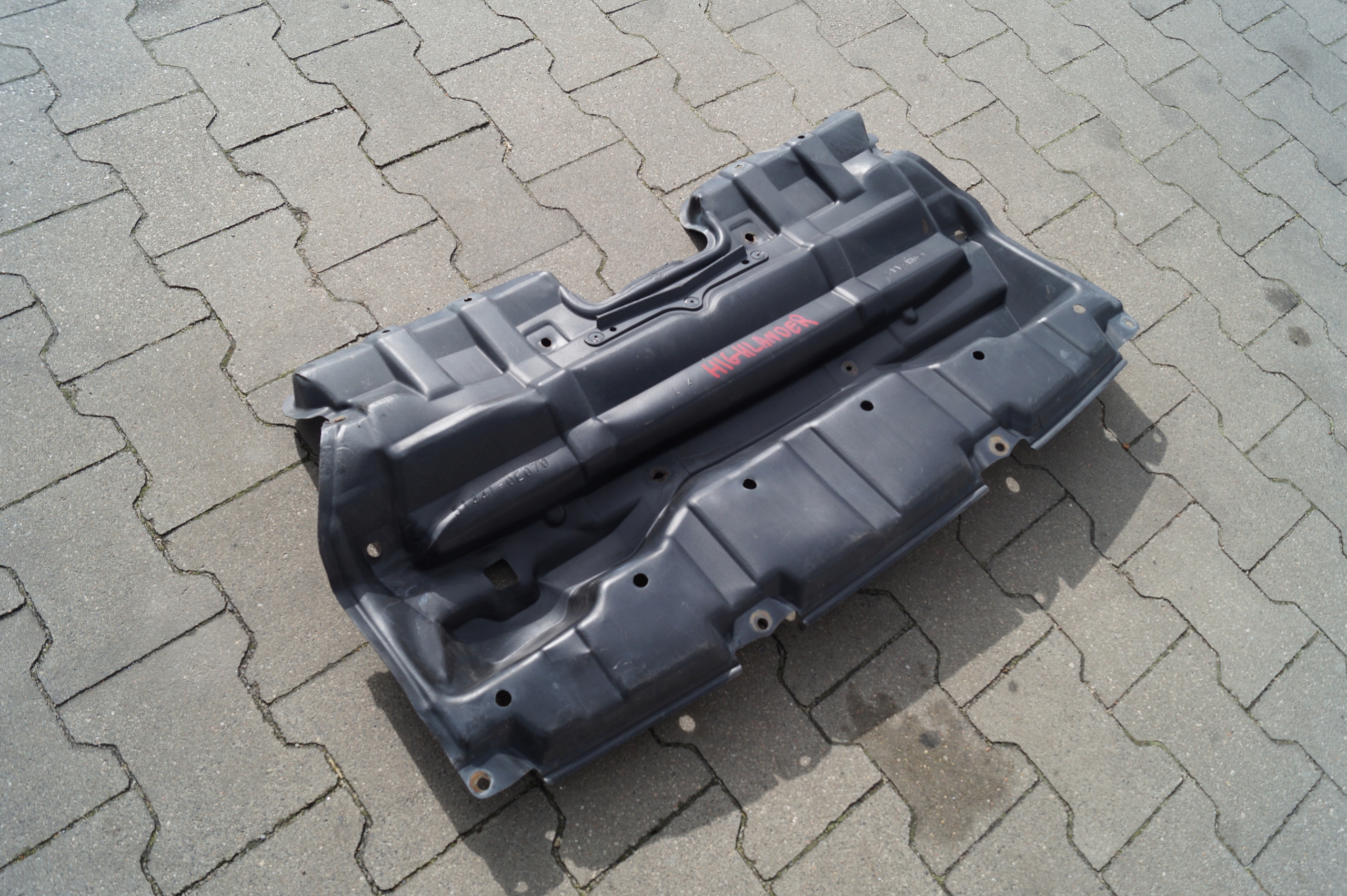 cover chassis TOYOTA HIGHLANDER II 2 51441-0E070