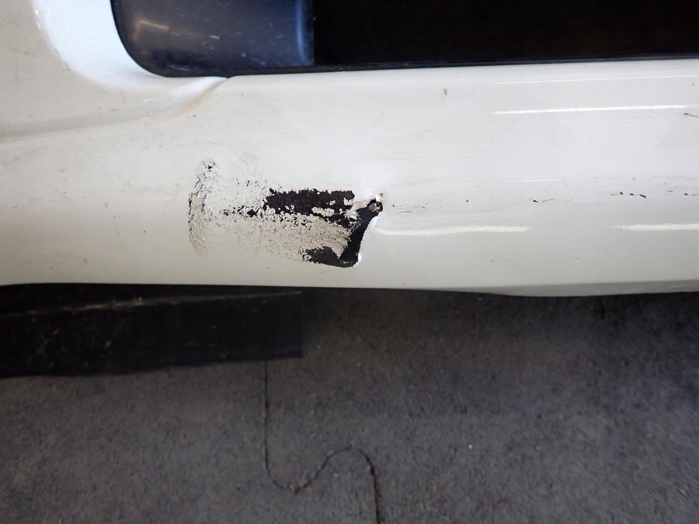 nárazník předek přední MITSUBISHI IMIEV