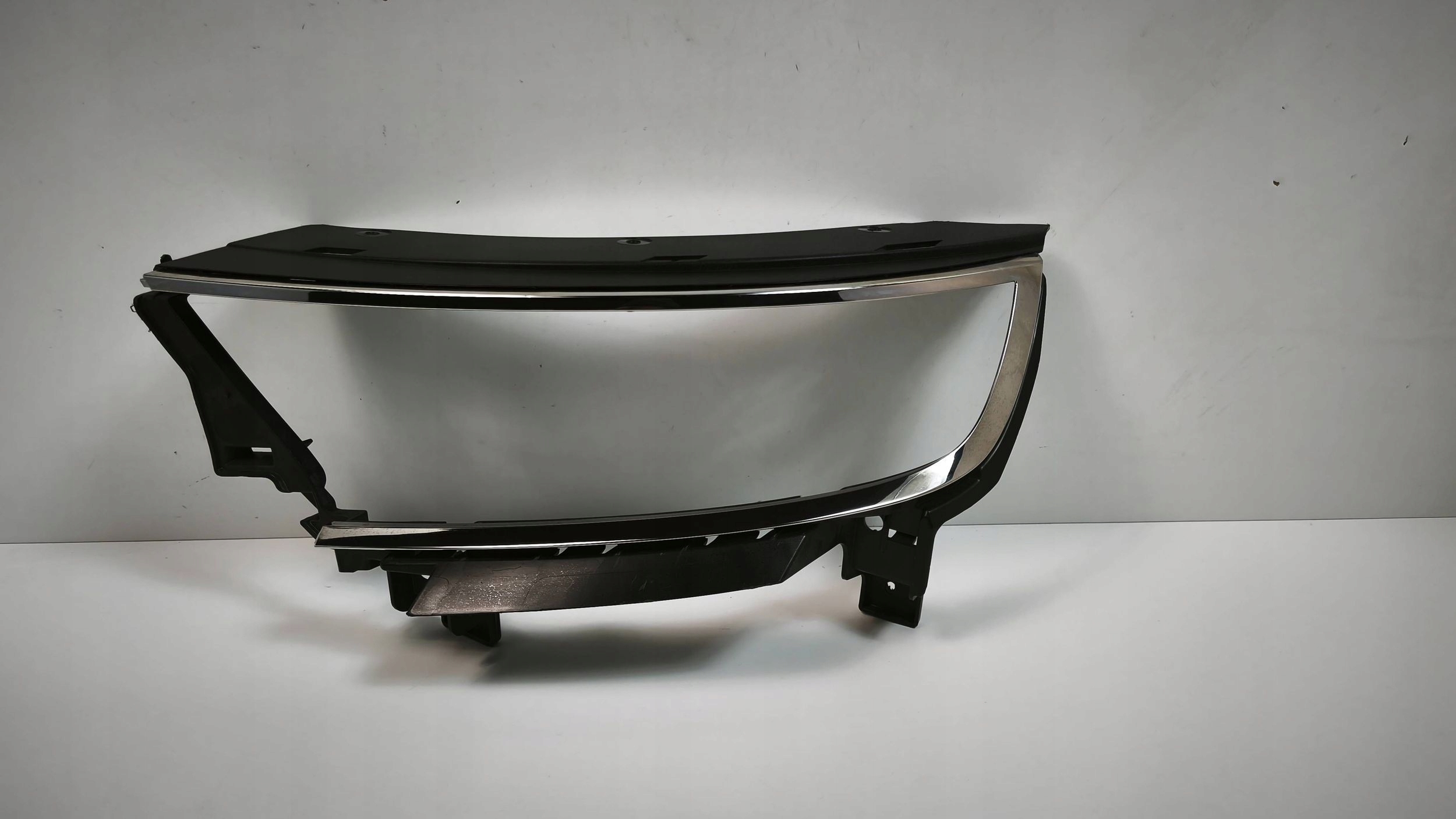 Opel Mokka B frame lights left Chorm 9835213980