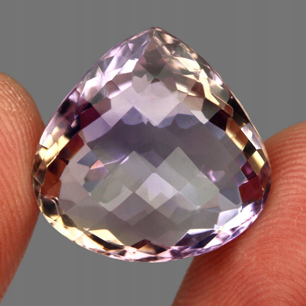 Přírodní kámen ametrin 20.02ct If dvoubarevný