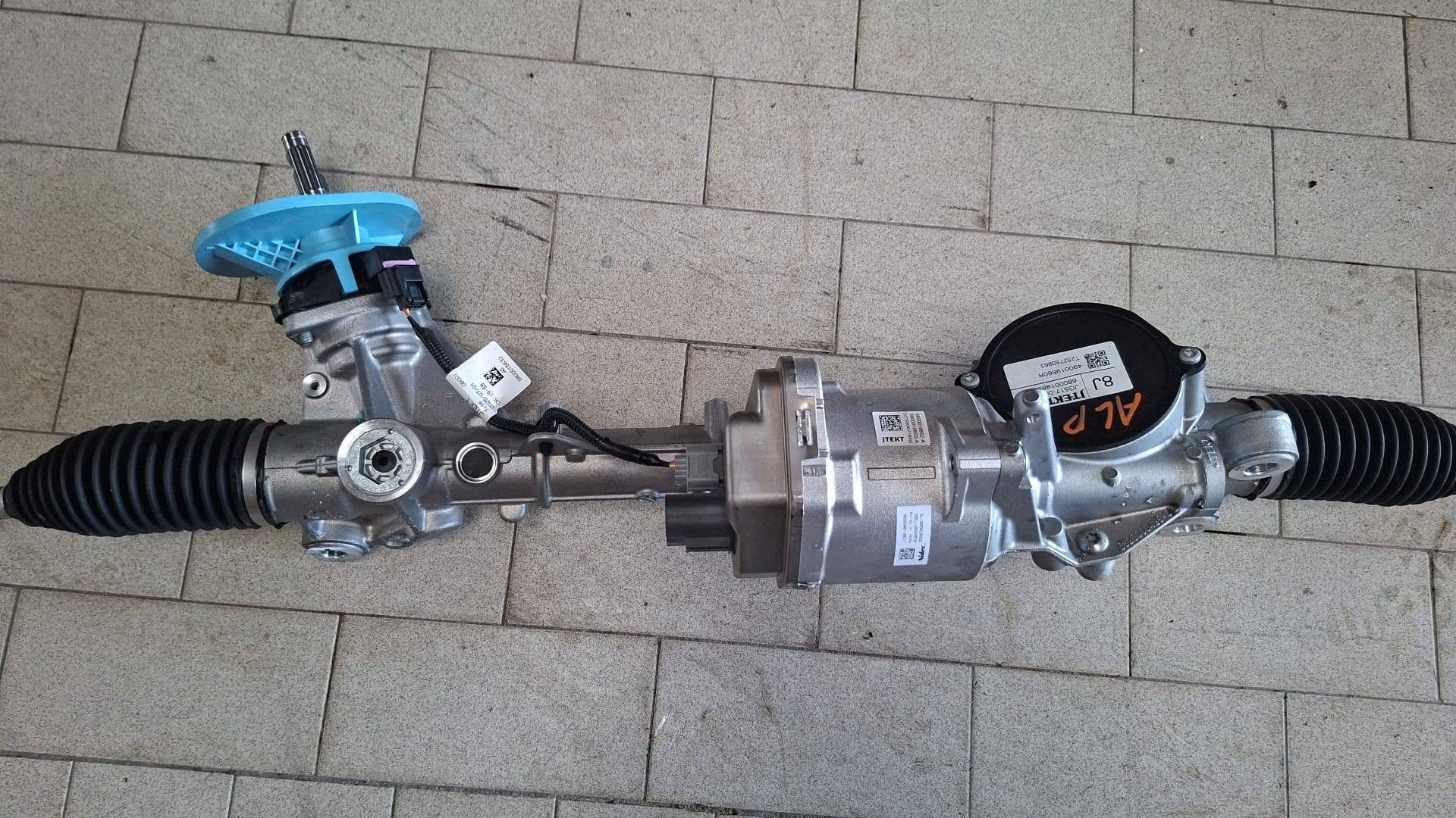 control drag rod servo steering Alpine A390 490019660R stan very good condition