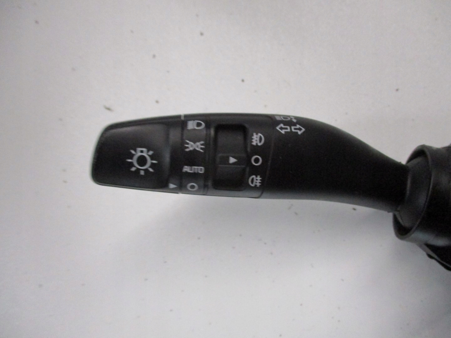 COMMODO ESSUIE GLACE KIA SORENTO