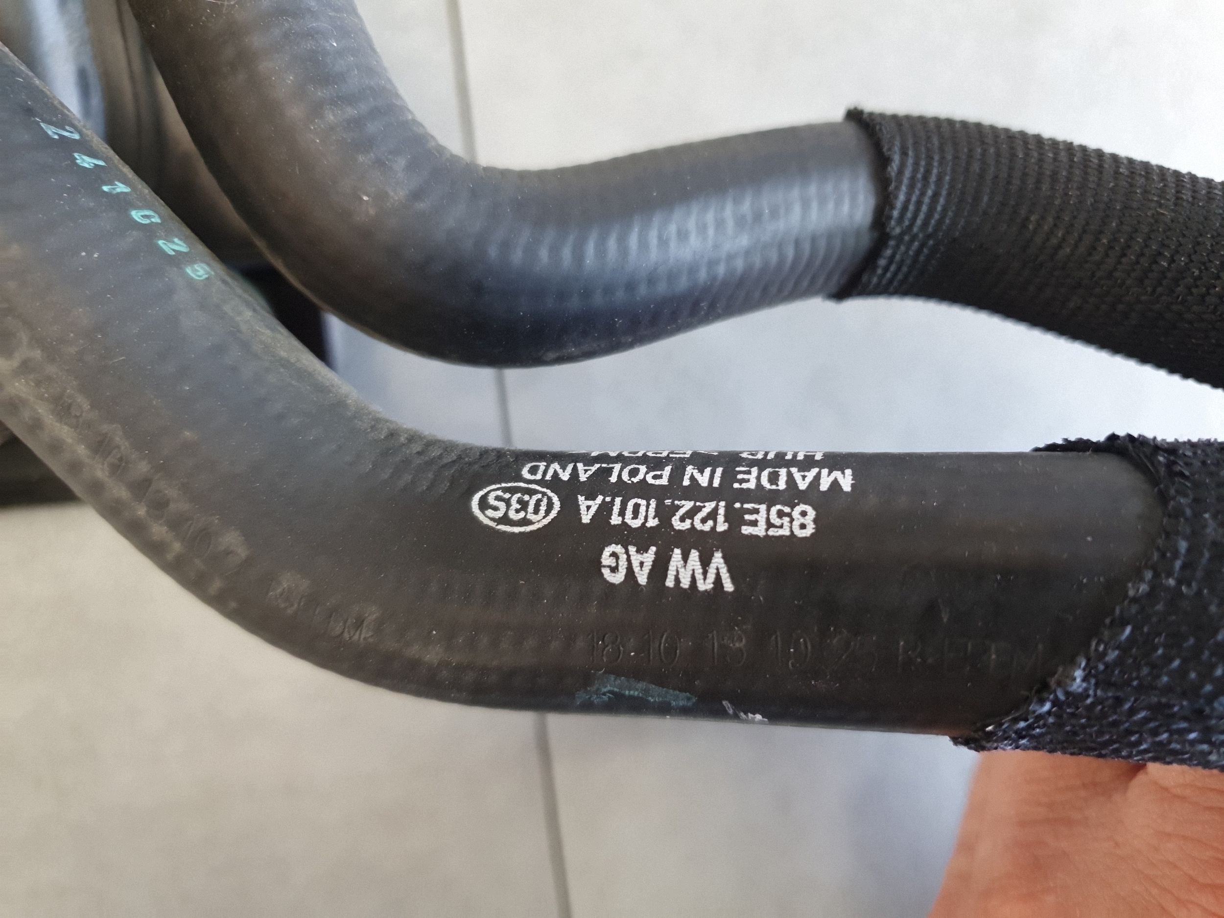 Audi Q6 e-tron verteiler wasserpumpe 85E121406K