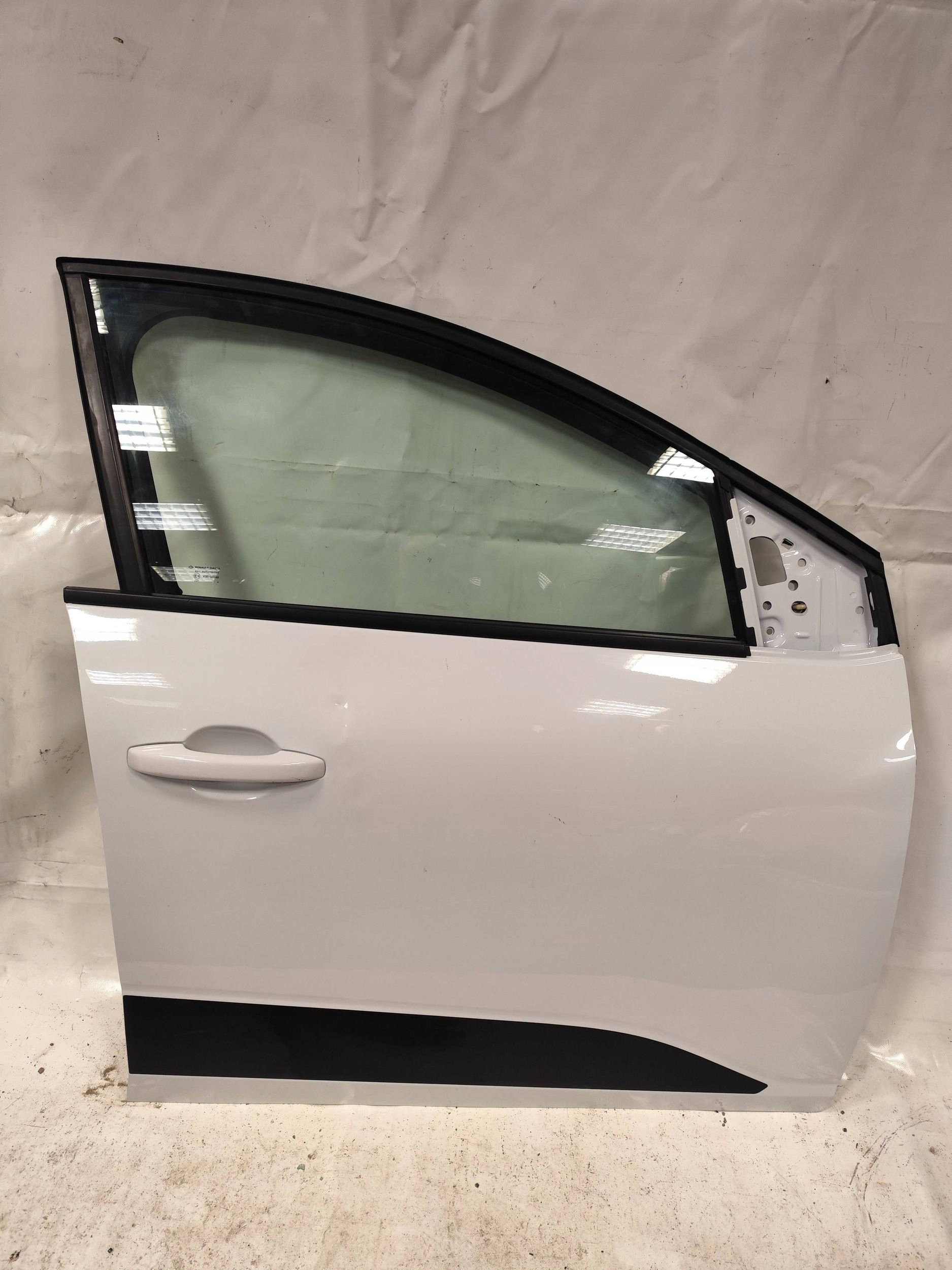 DACIA SANDERO III door front right complete