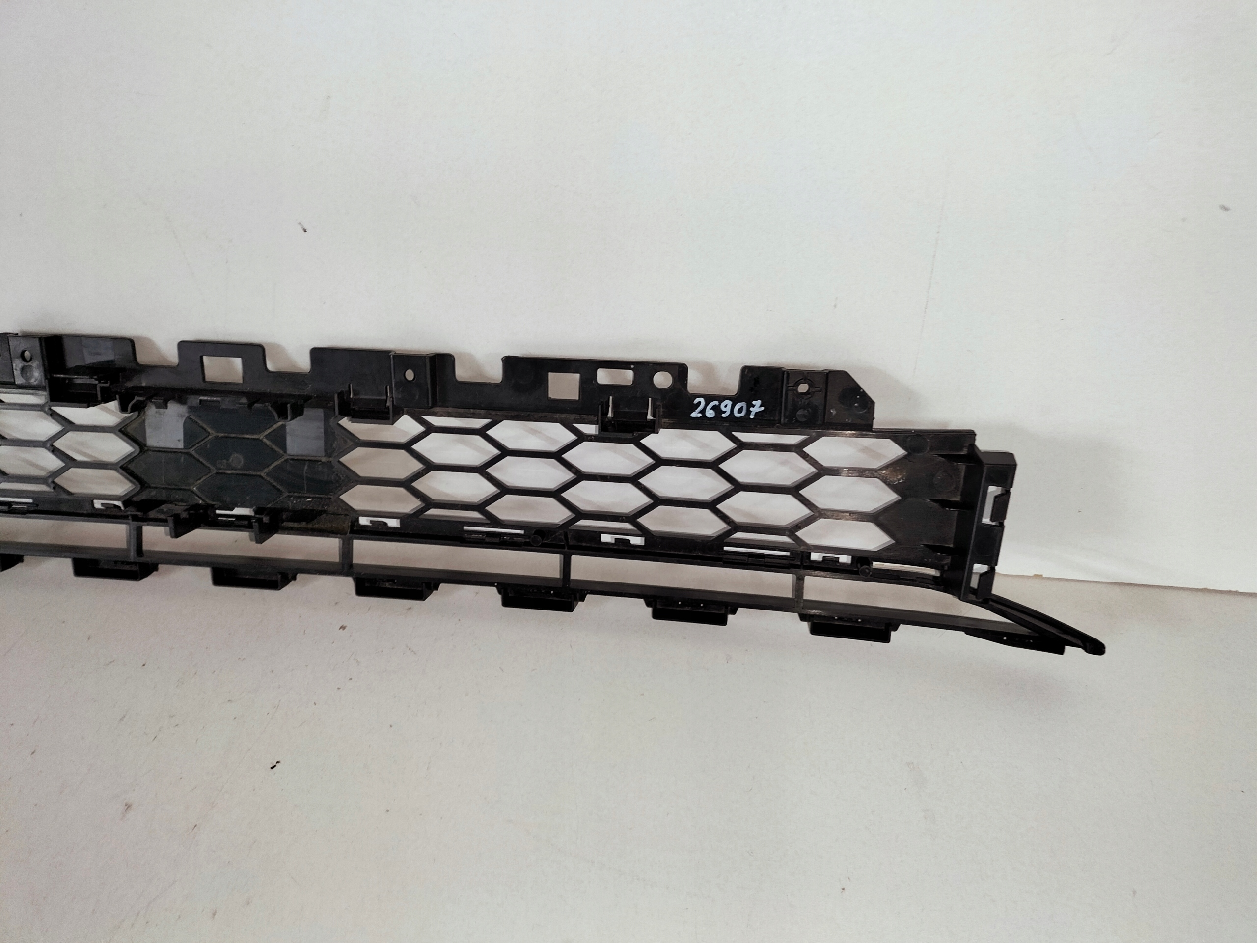 grille grid of a bumper front AUDI Q2 16- S-LINE