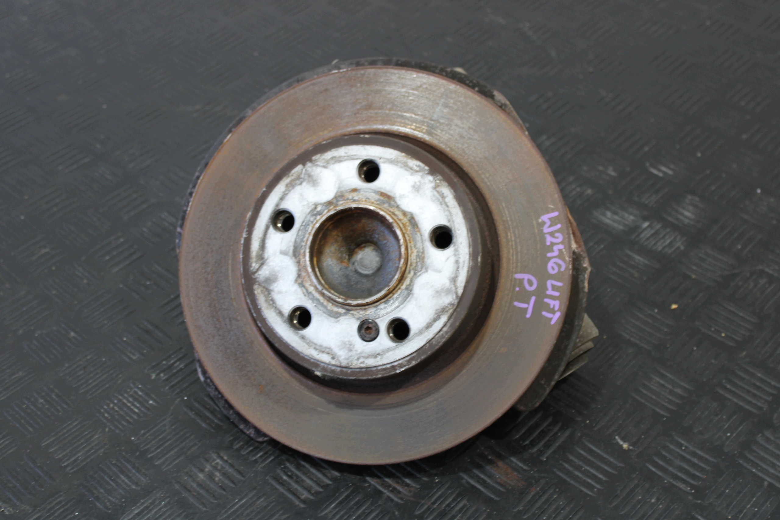 swing right rear part right rear 2460406 MERCEDES B-class W246 FL