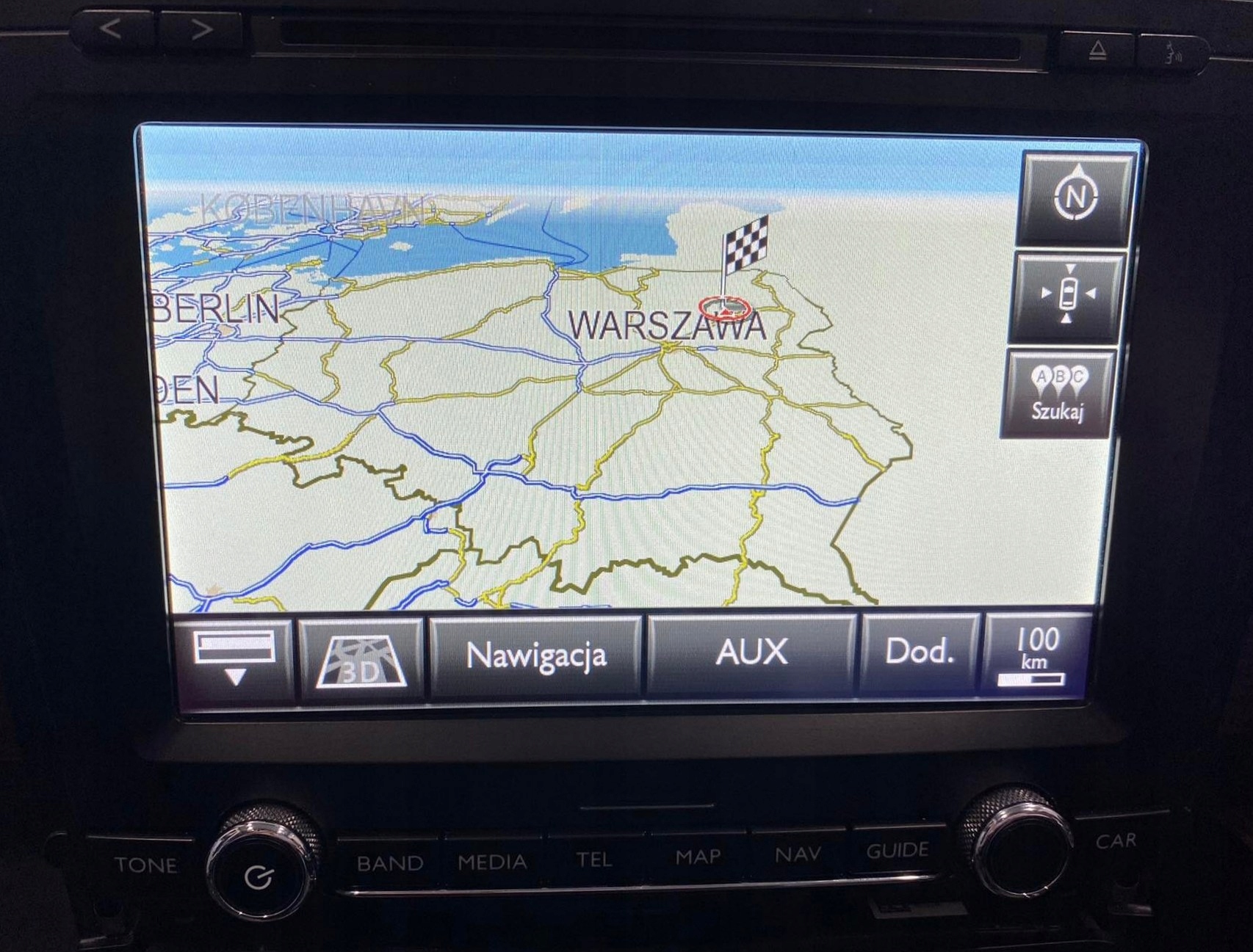 BENTLEY RNS 810 POLSKIE MENU USA na EU Typ samochodu 4x4 SUV Samochody osobowe