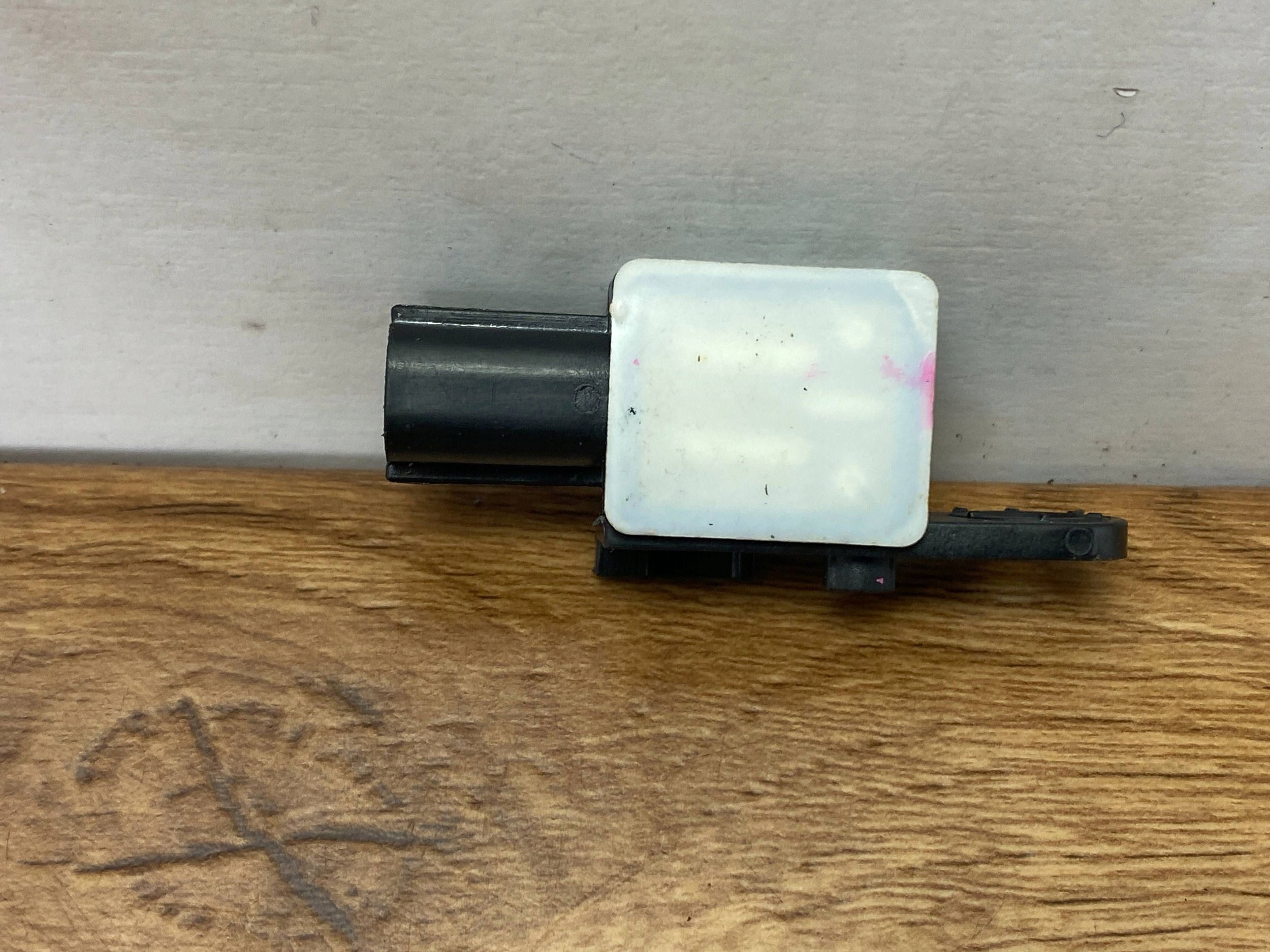 Sensor zderzeniowy (airbag) Chevrolet Camaro VI 2016+