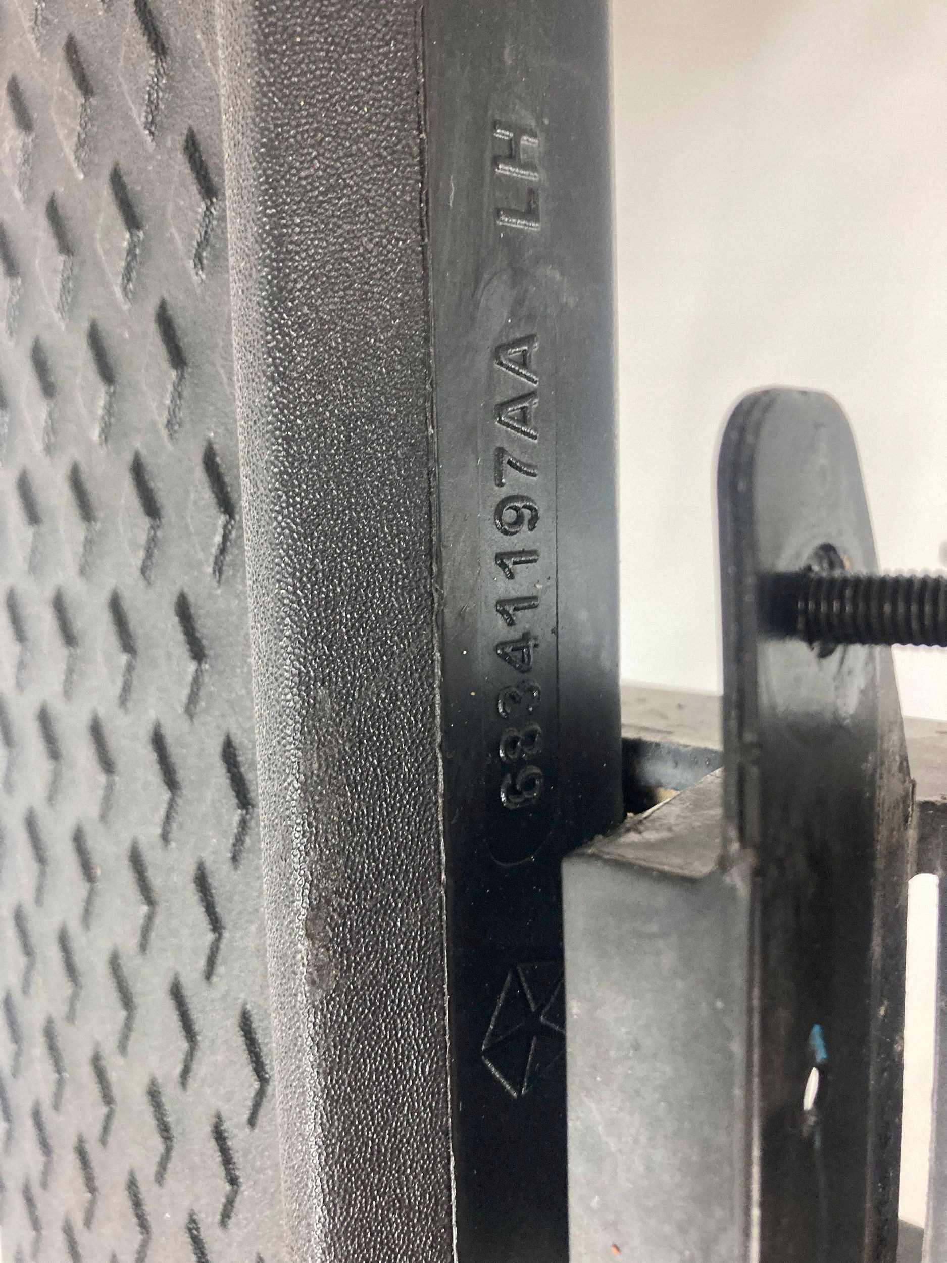 Jeep Gladiator JT stopien threshold komplet stopni progow left + right 2020-26