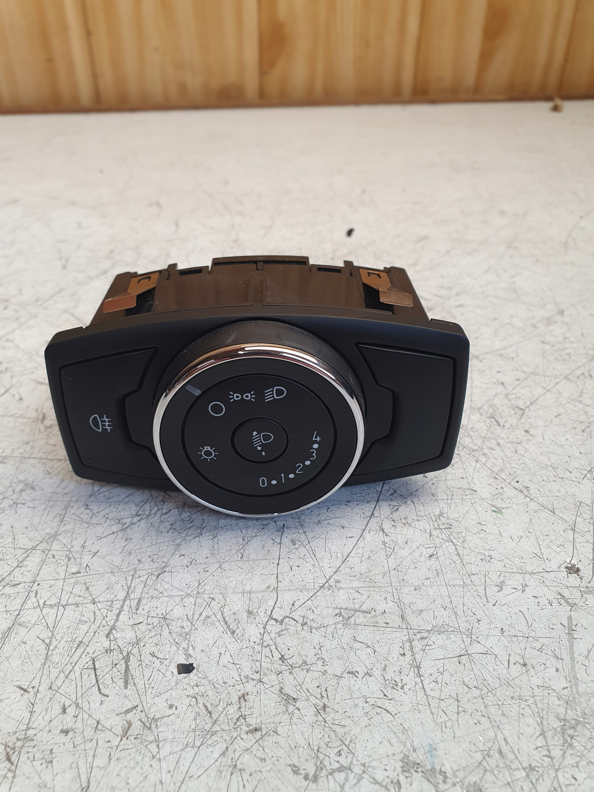 interruttore luci FOCUS MK3 BM5T-13A024-GE
