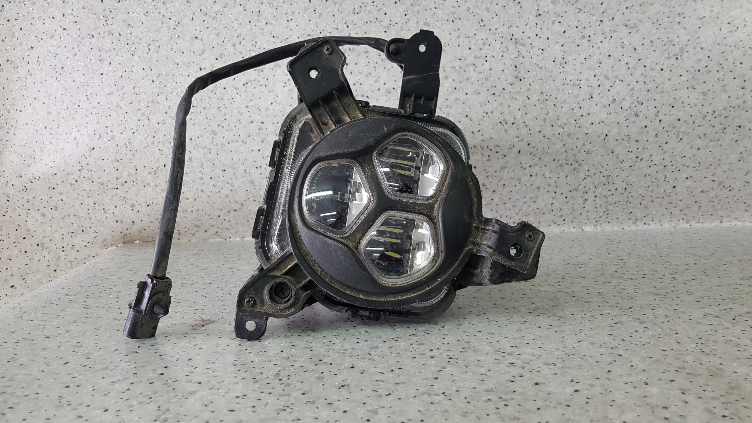 KIA OPTIMA LIFT 2015 - RECHTS LED DRL NEBELSCHEINWERFER D 9372
