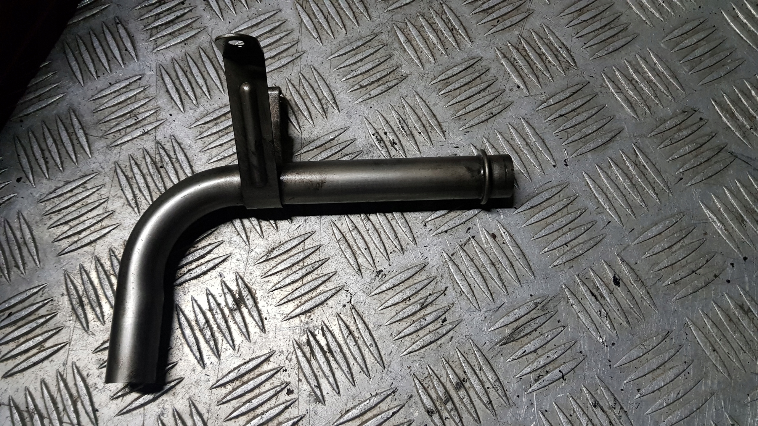 MERCEDES W203 pipe EGR 2.2 CDI