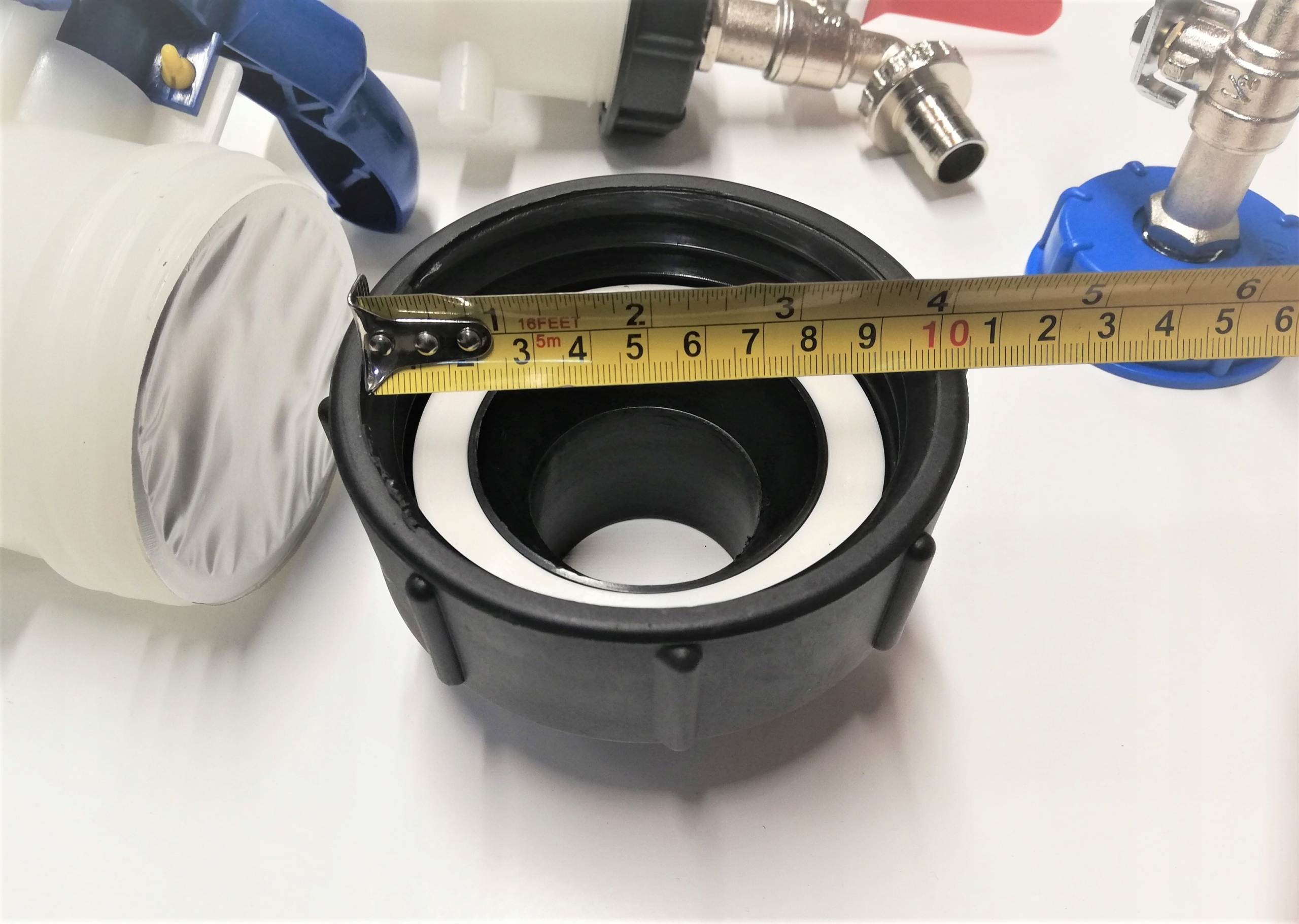 REDUKCJA ADAPTER DO ZBIORNIKA MAUZER 100x8/2caleGW Materiał plastik