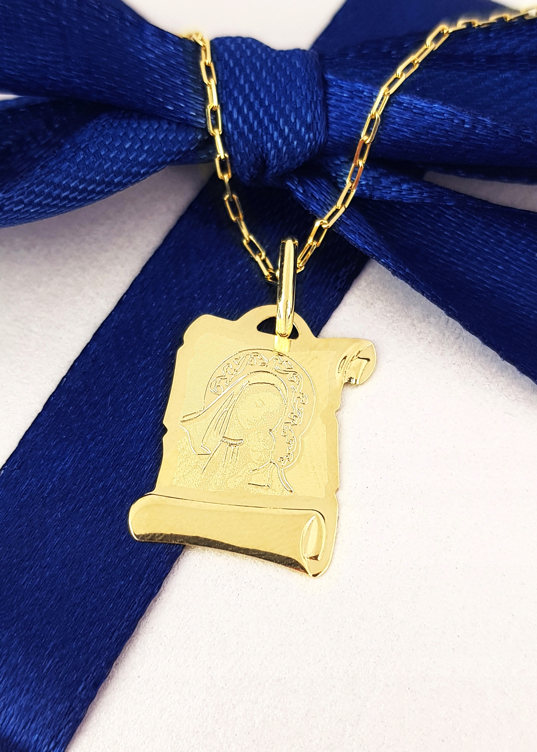 ZŁOTA ZAWIESZKA MEDALIK PAPIRUS pr. 585 PREZENT Kolor dominujący złoty