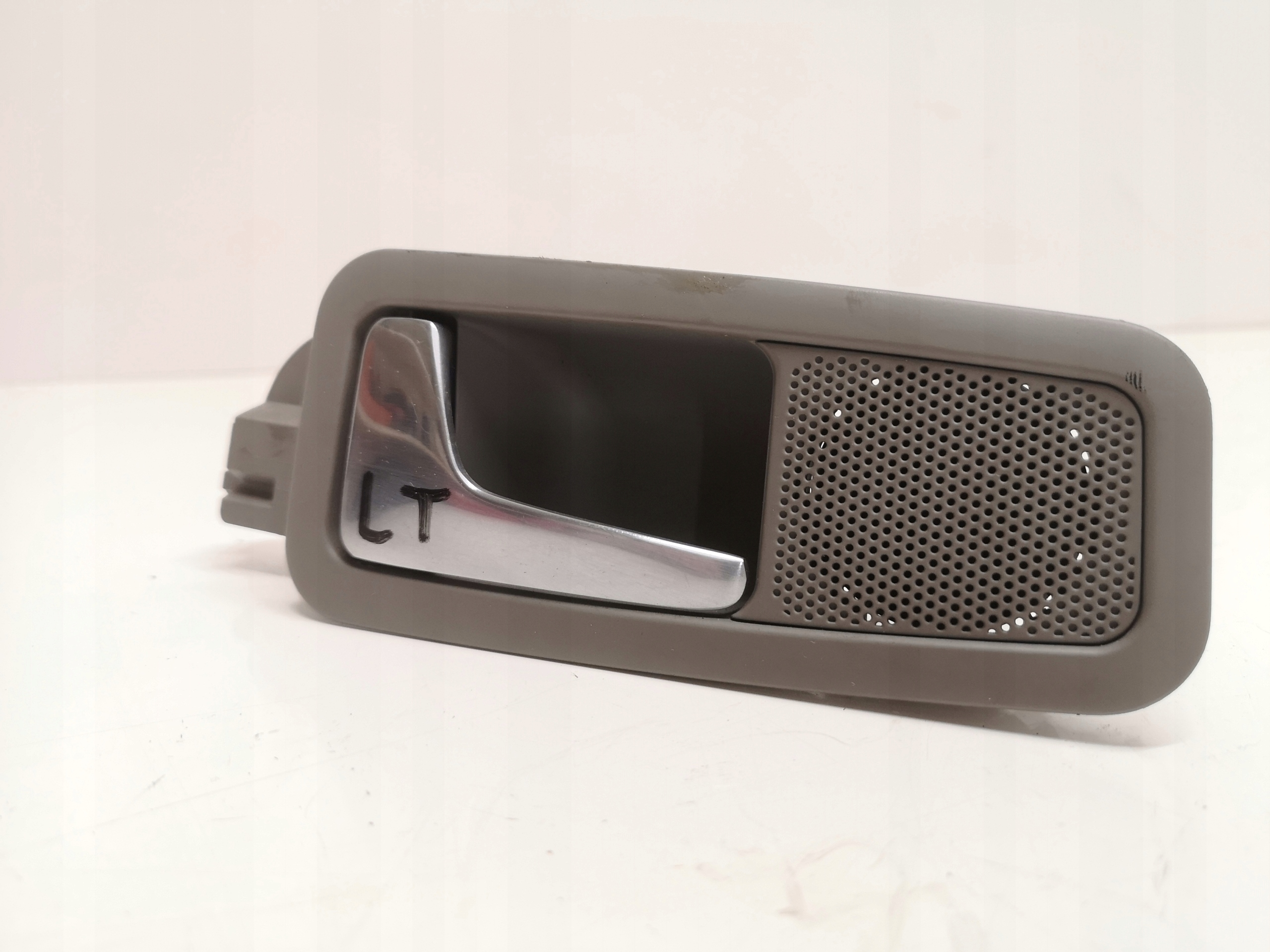 AUDI A8 D2 94-02 KLAMKA WEWNĘTRZNA LEWA TYLNA