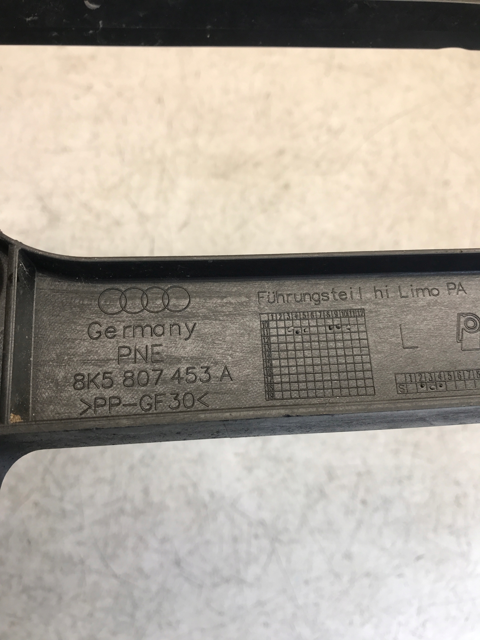 bumper bracket left rear part A4 B8 sedan 8K5807453A
