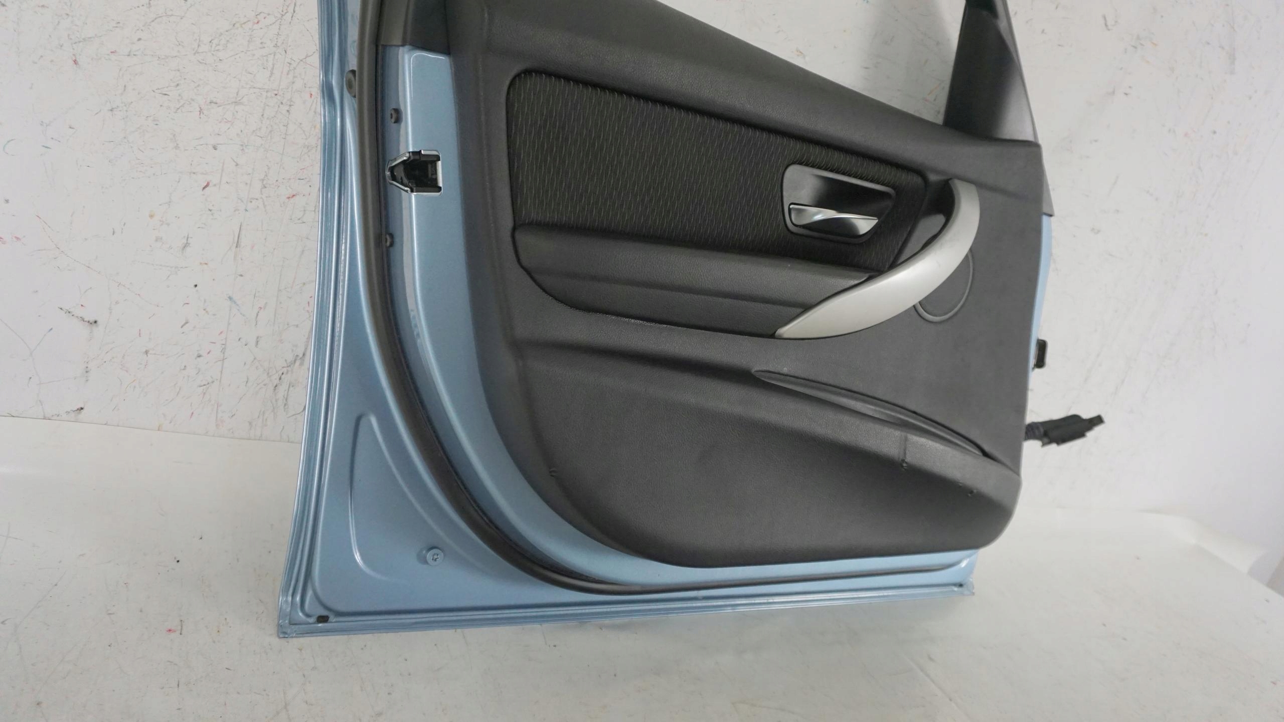 door left front left front BMW 3 F30 sedan 4D 11-15 2011-2015