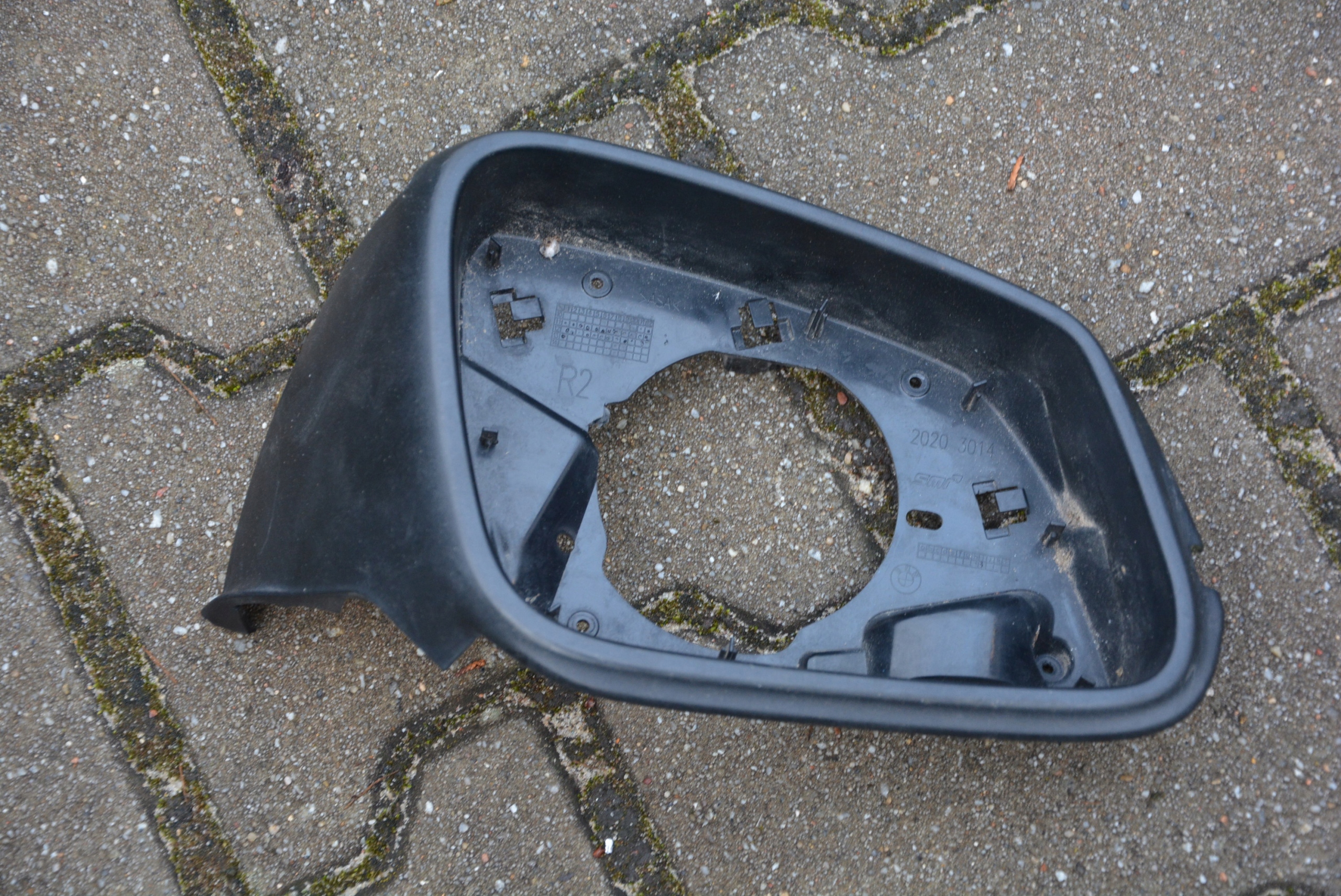 PRAWA OSŁONA LUSTERKA MOCOWANIE BMW F30 F31 7338922