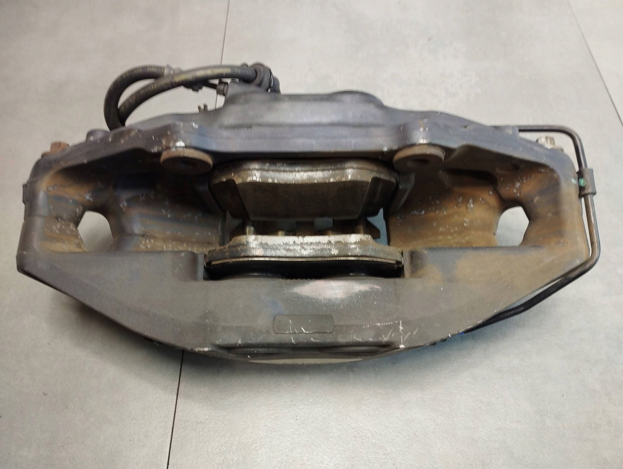 BMW 7 G11 750i caliper right front 686763408