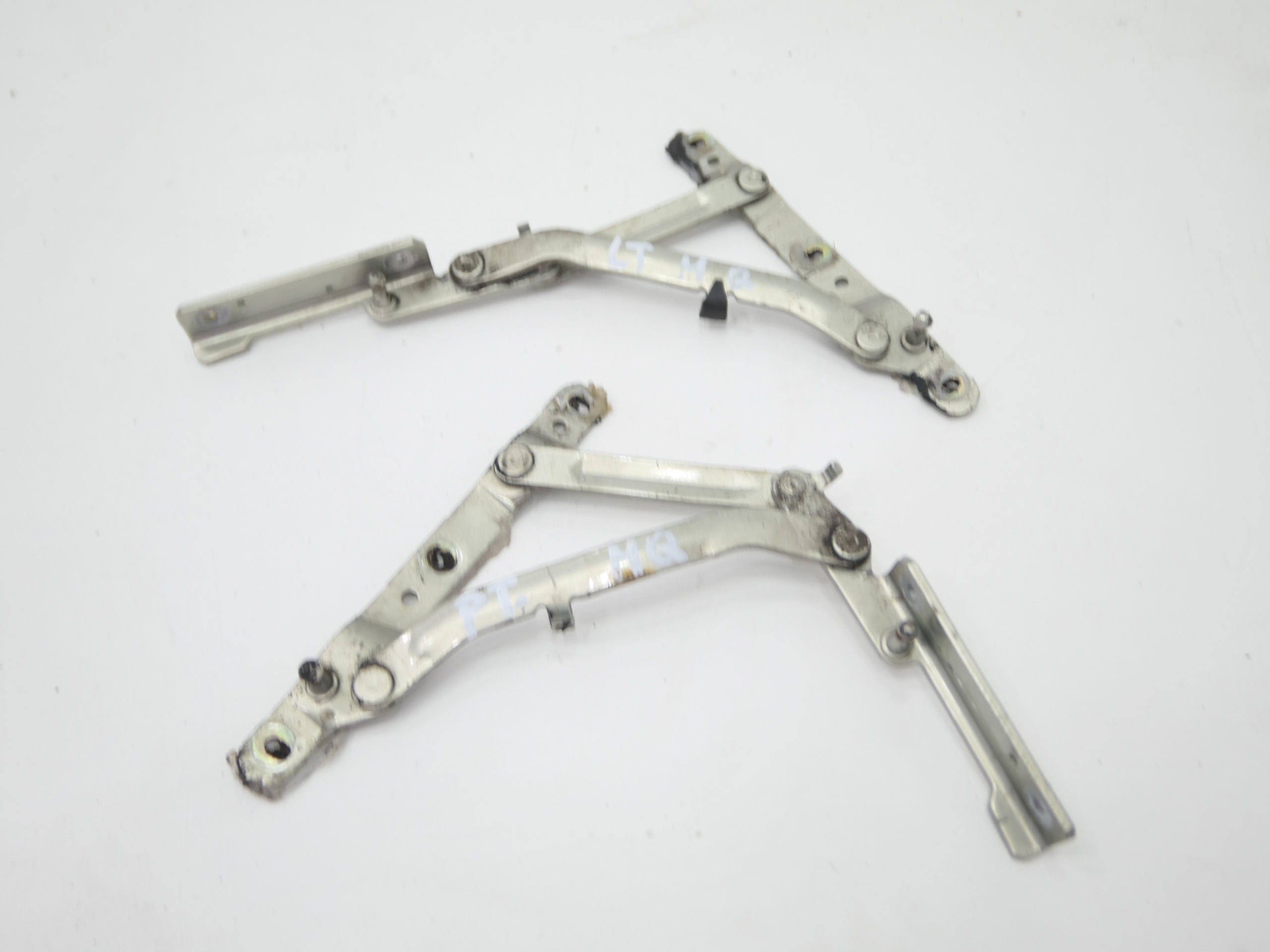 ПЕТЛЯ ЗАКРЫЛКА ЗАДНЯЯ L / P MASERATI QUATTROPORTE V